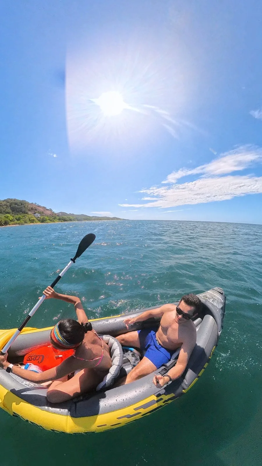 05_kayakers-camp-bay-roatan.jpg
