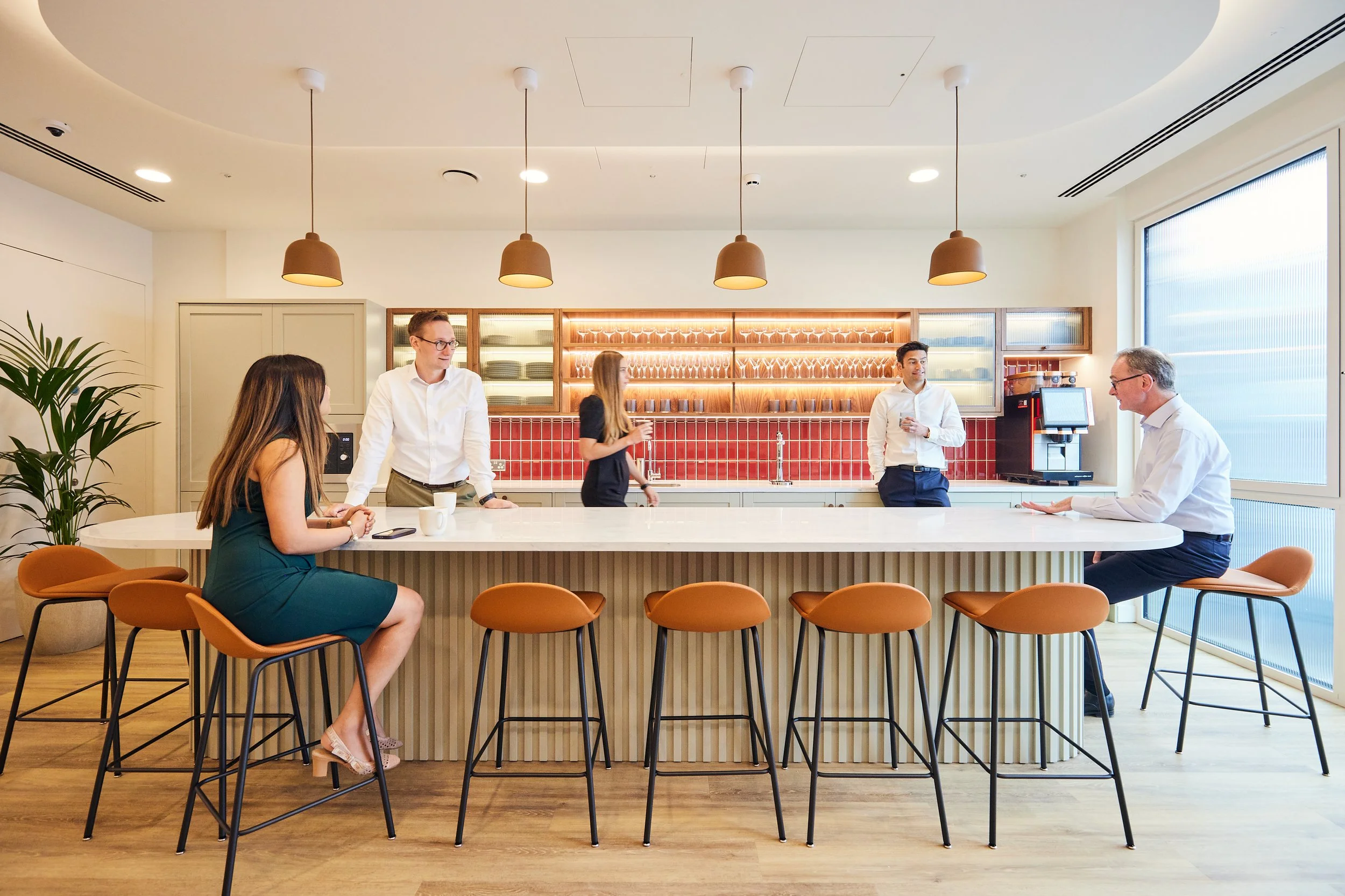Interior_people_ECI_low_1K9A1413.jpg