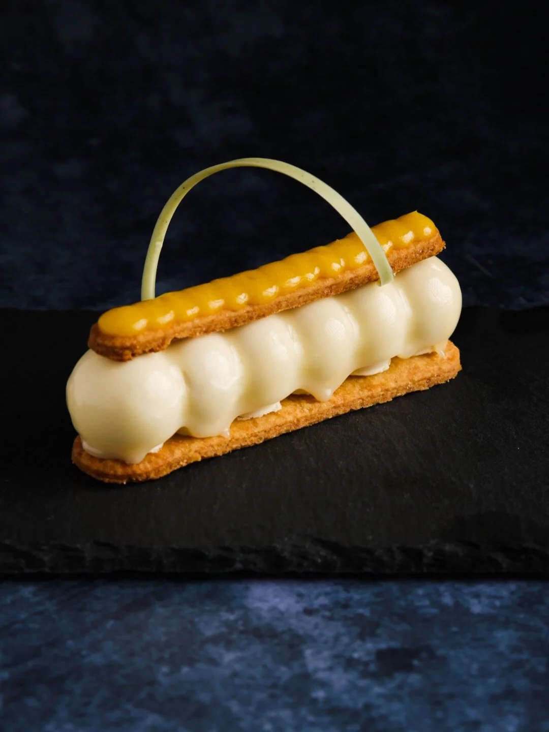 Endnu et formidabelt stykke arbejde fra @helenesbagvaerk som selvf&oslash;lgelig skulle foreviges med en l&aelig;kker billede serie.

Billederne skal bruges p&aring; hendes Feed p&aring; SoMe s&aring; hun kan vise udadtil hvad hun er i stand til at l