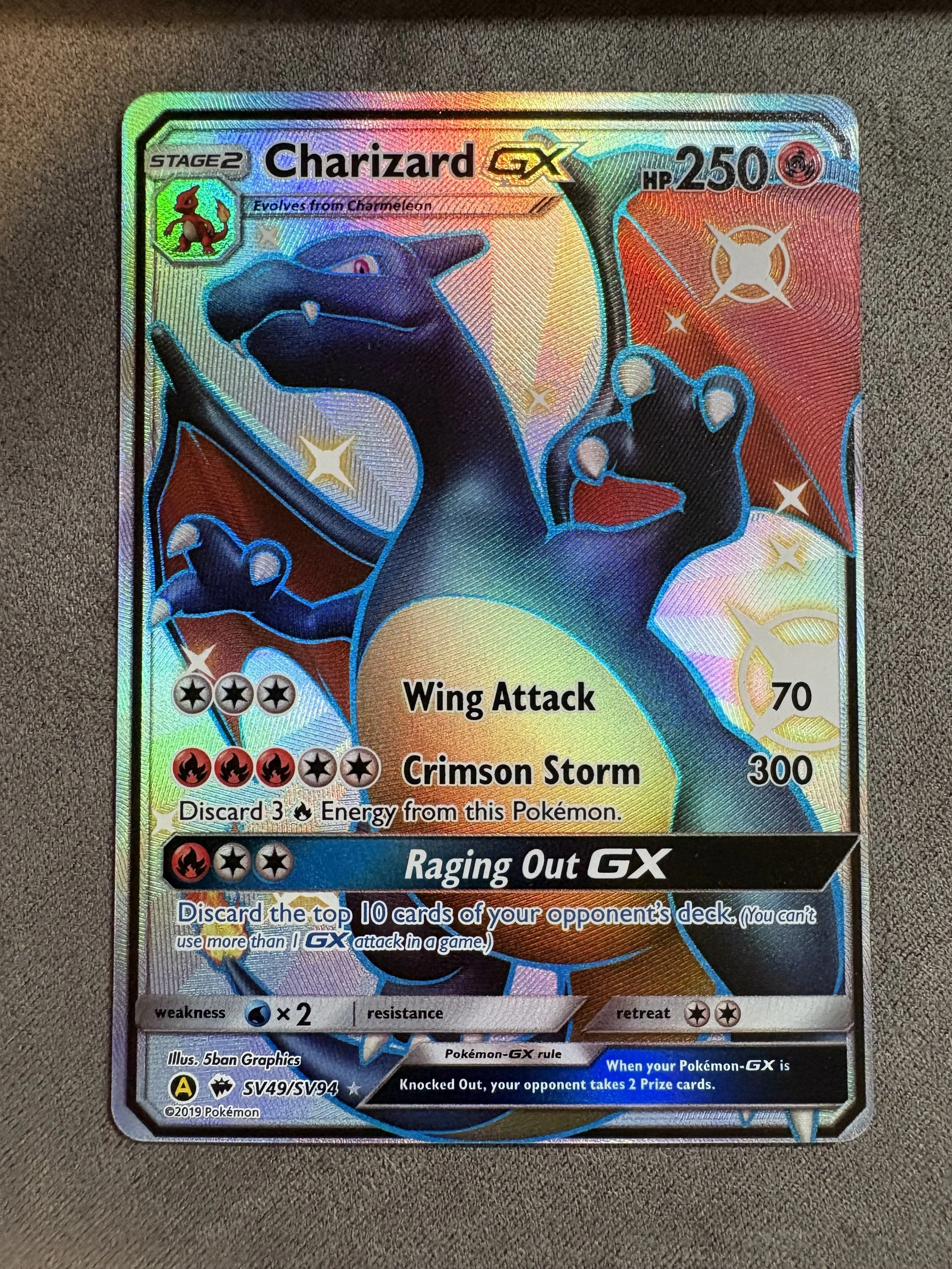 CHARIZARD GX (SHINY HOLO RARE)