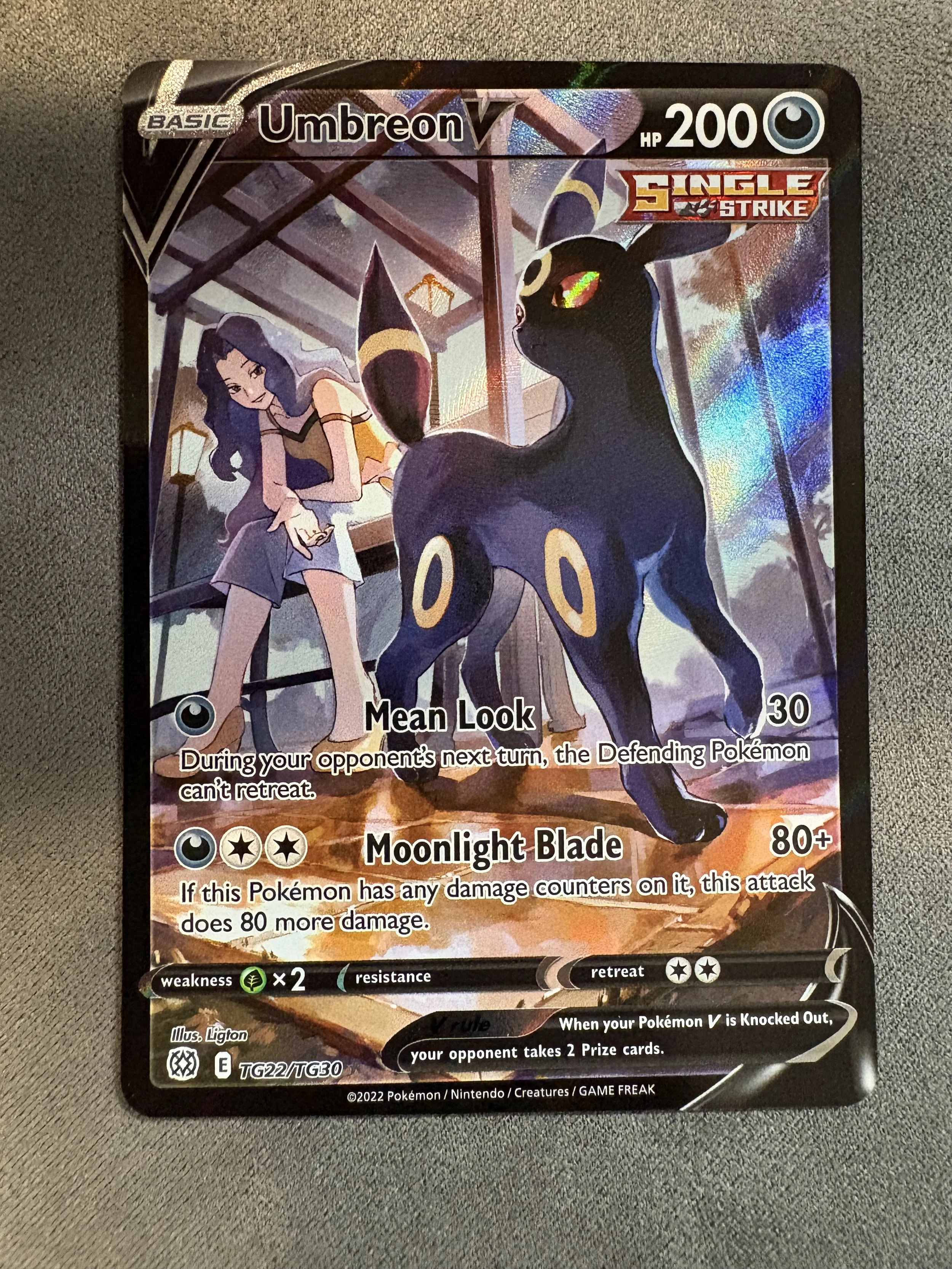 UMBREON V (ULTRA RARE)