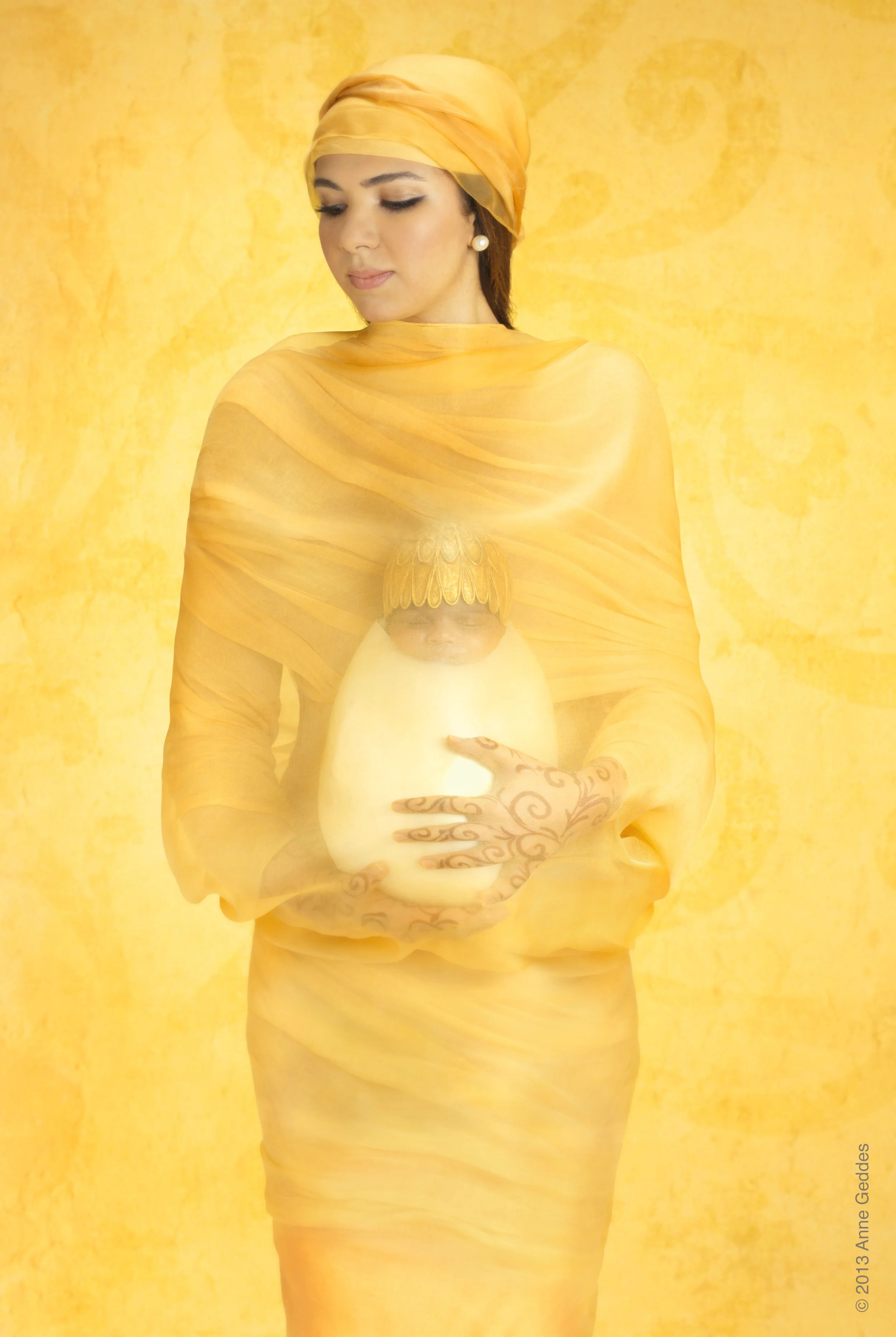 Shaden+Wahdan+(Gymnast)+holding+Maia+(18+days+old)(1).jpg