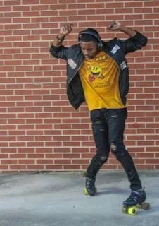 Aaron Jones, Rollerskater