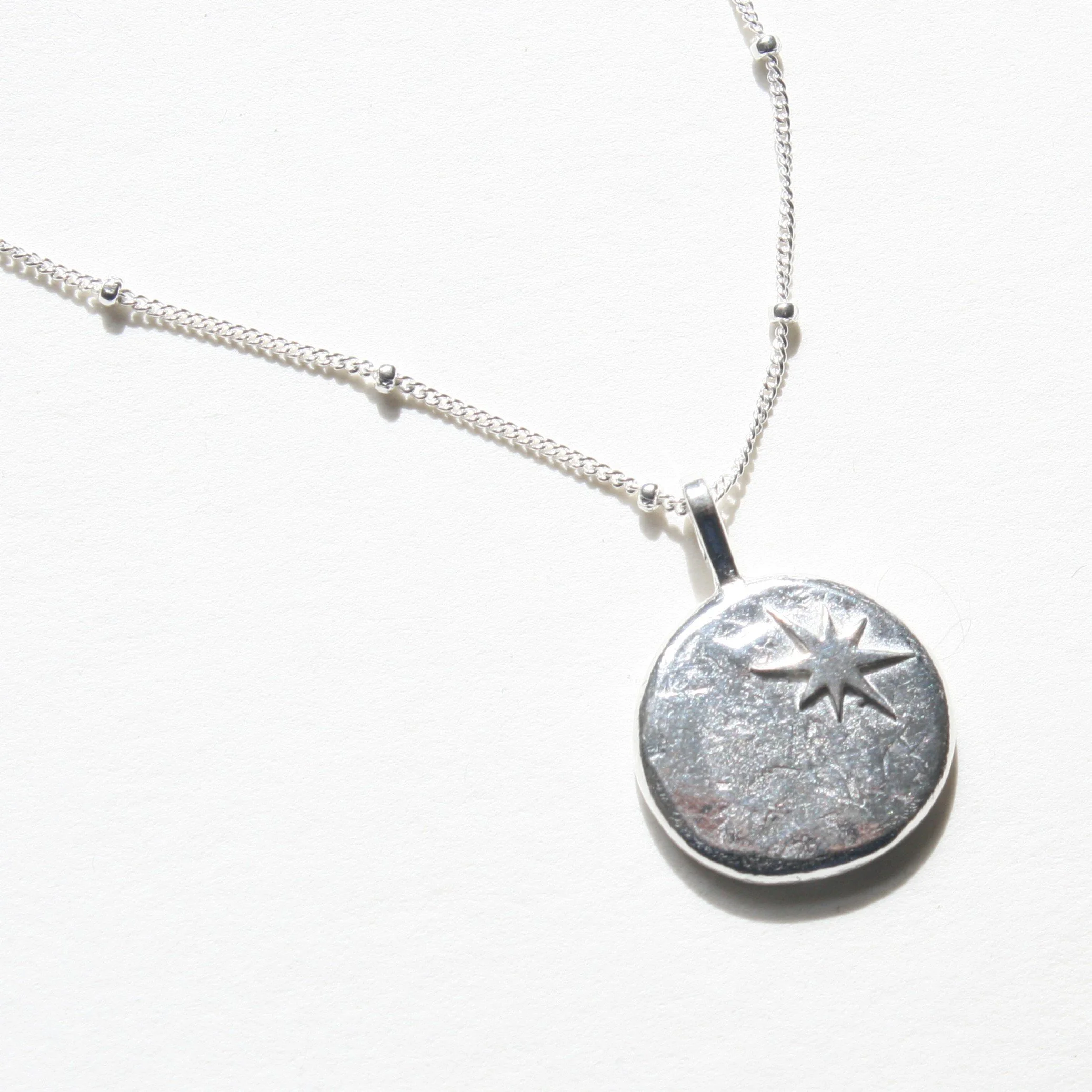 Mwclus lleuad arian Vicky Jones.JPG