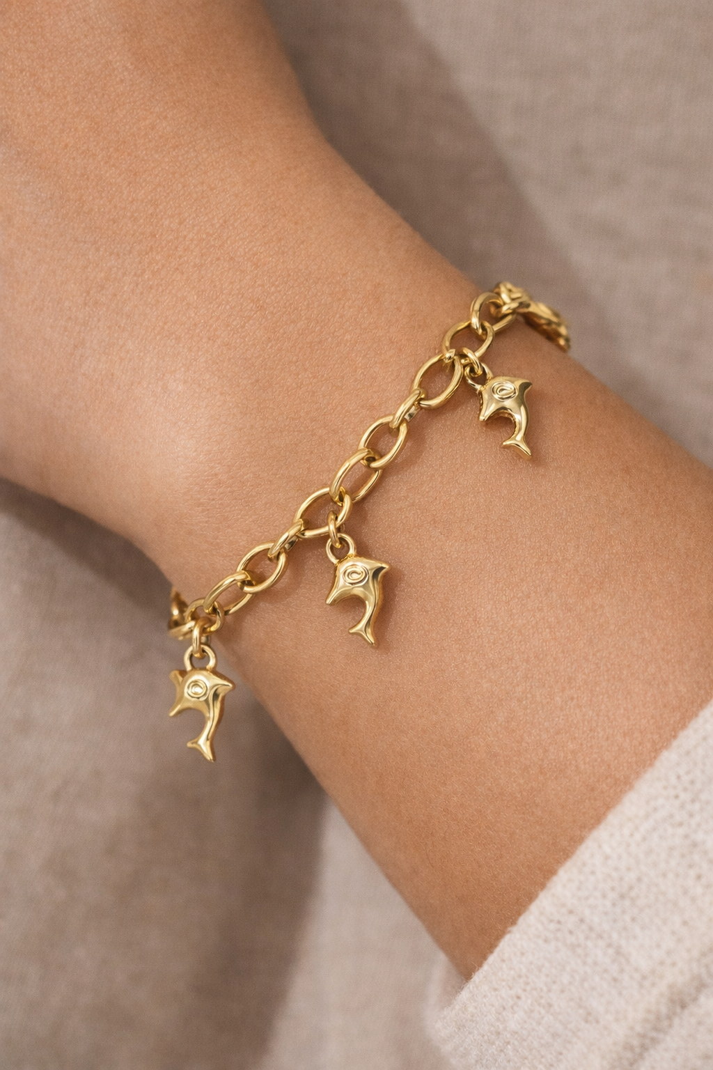 10K Gold Plated 6" Dolphin Charm Bracelet