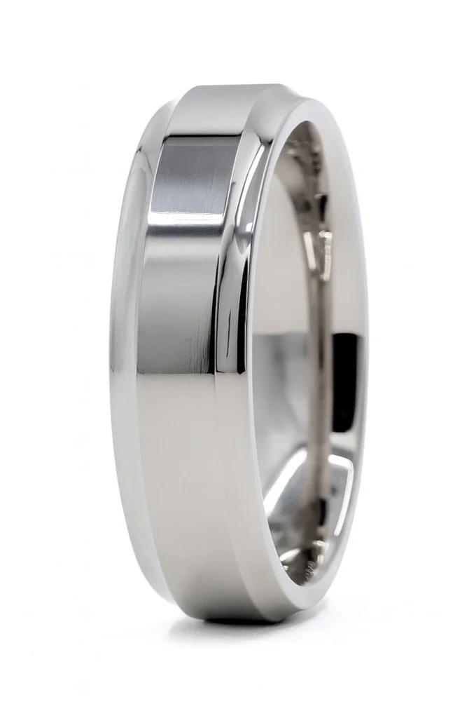 Titanium 7mm High Polish Soft Bevel Band Ring