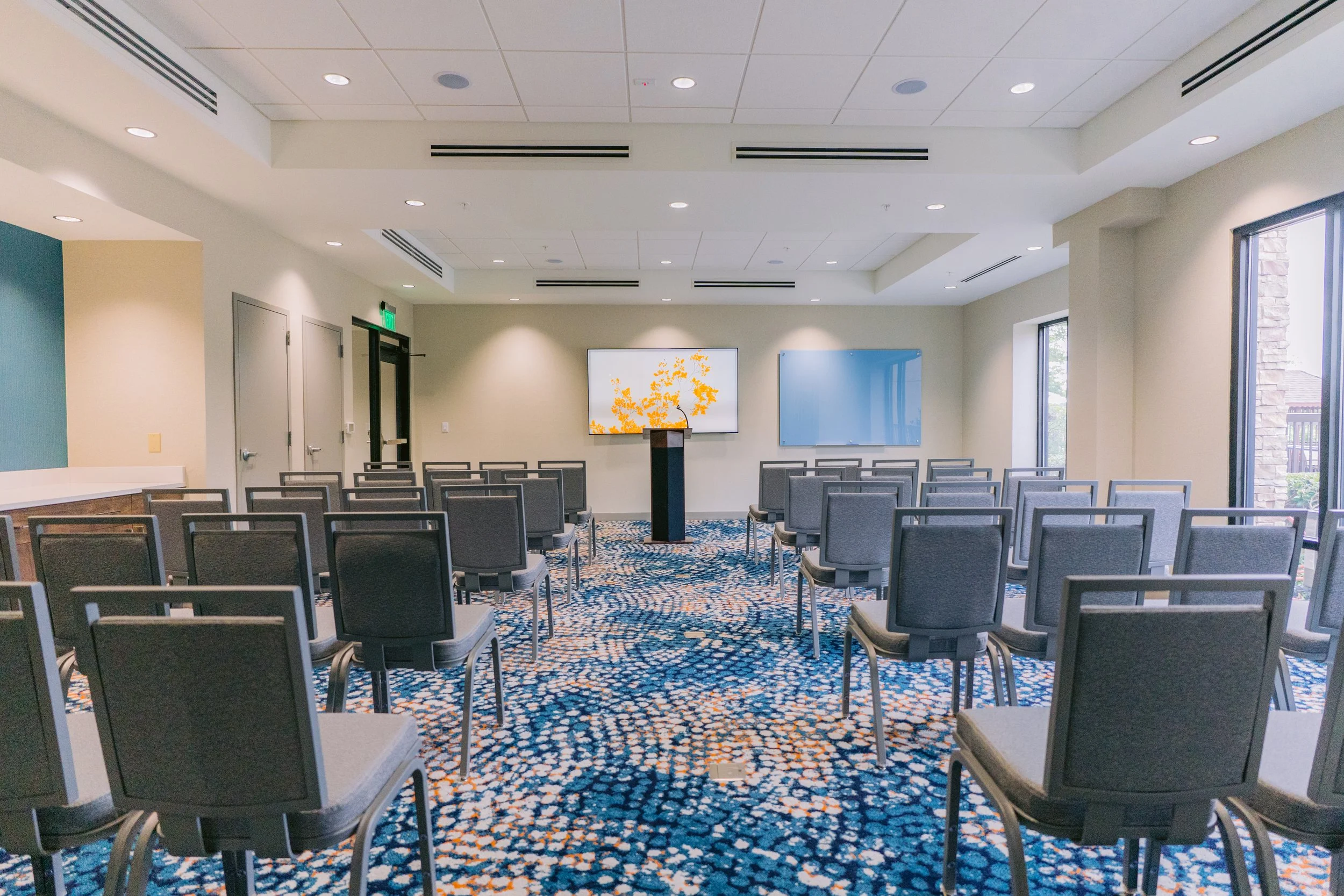 Hampton Inn-3.jpg
