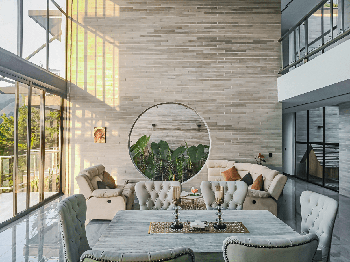 Cinturón Verde: Vivienda unifamiliar de 782 m² construida en la vía Las Palmas, Su ejecución duro 11 meses.