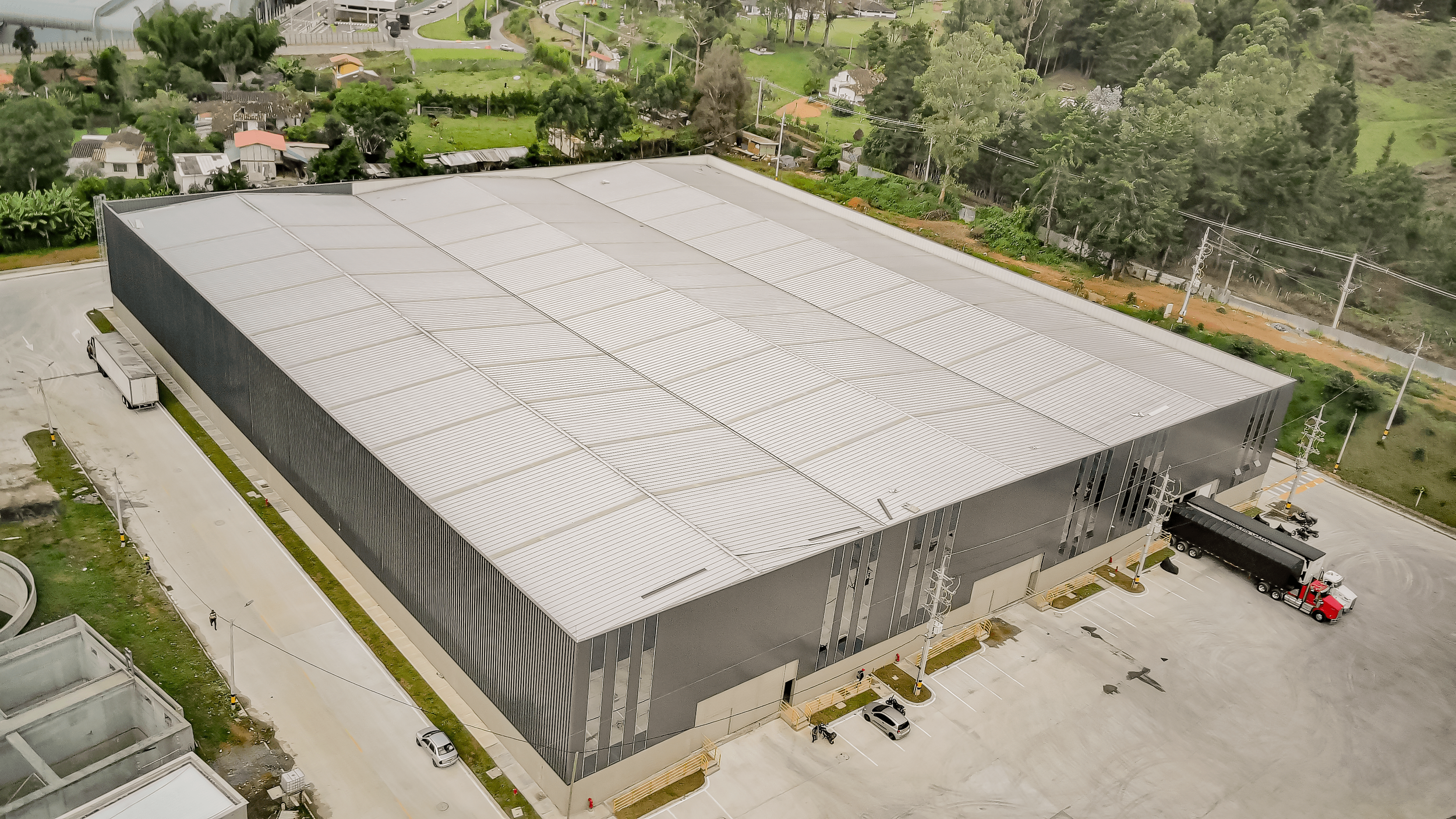 Ribera: Bodega de produccion y logistica, ubicada en Garrido, Guarne, con 9.000m² , en un plazo de 24 meses.