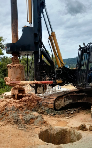 Maquinaria pesada de punta, alta calidad y productividad