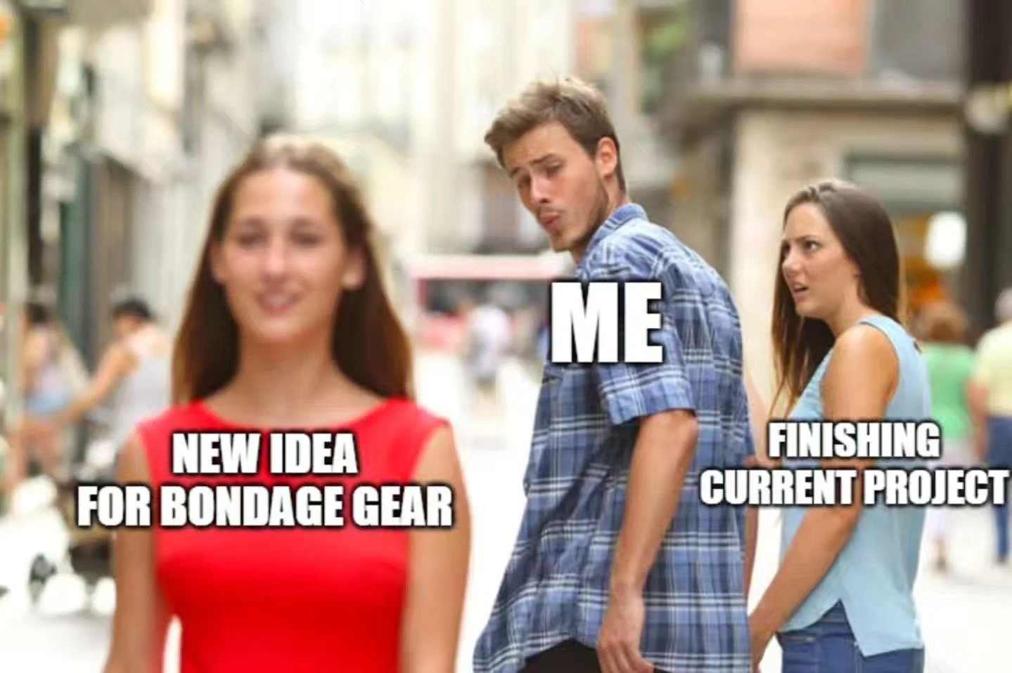 CAD: "40 unfinished projects!"
Brain: "But what if...hinged AND magnetic cuffs"
Me: 👀

What commitment issues? 

#3dprintlife #bondagegear