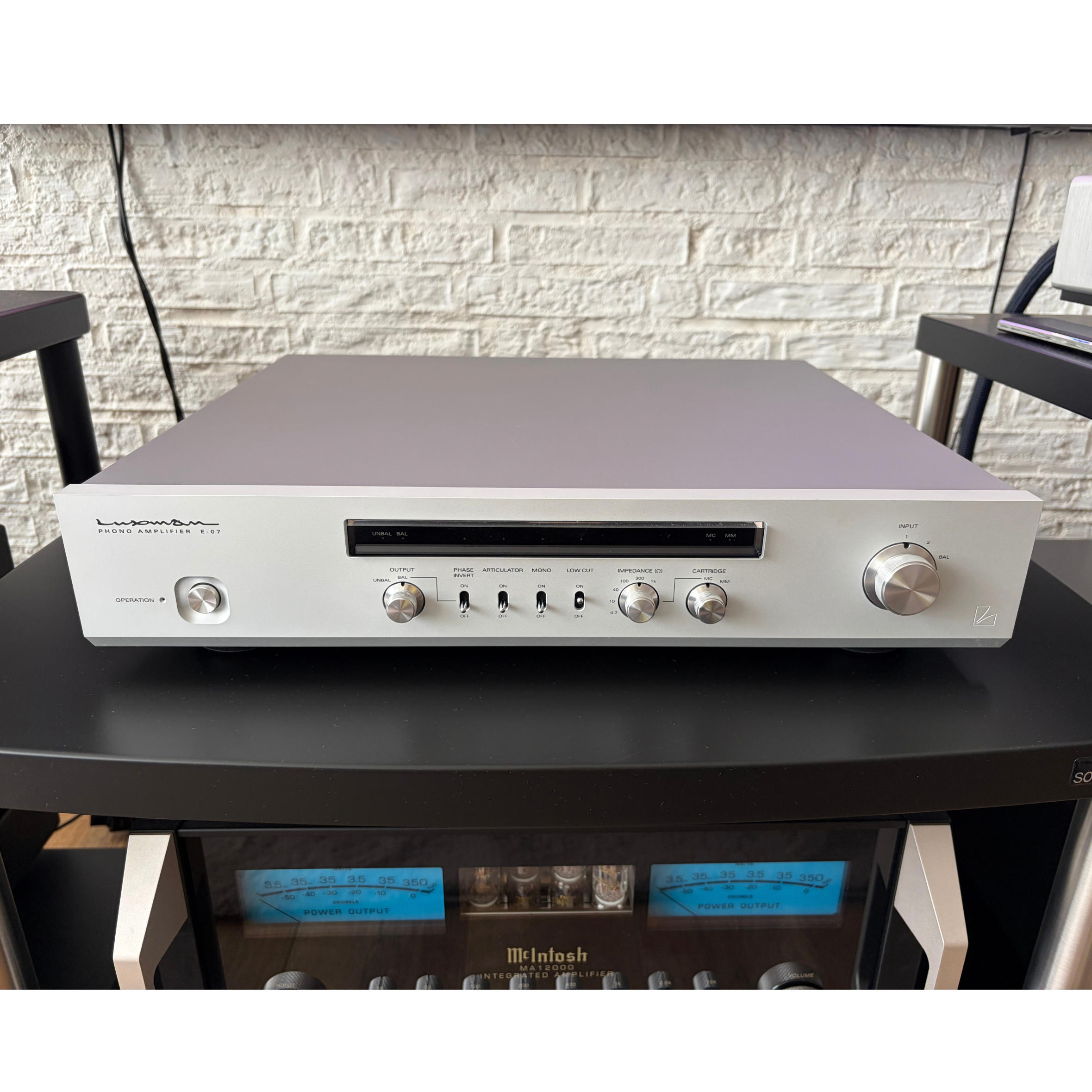 Luxman1.png