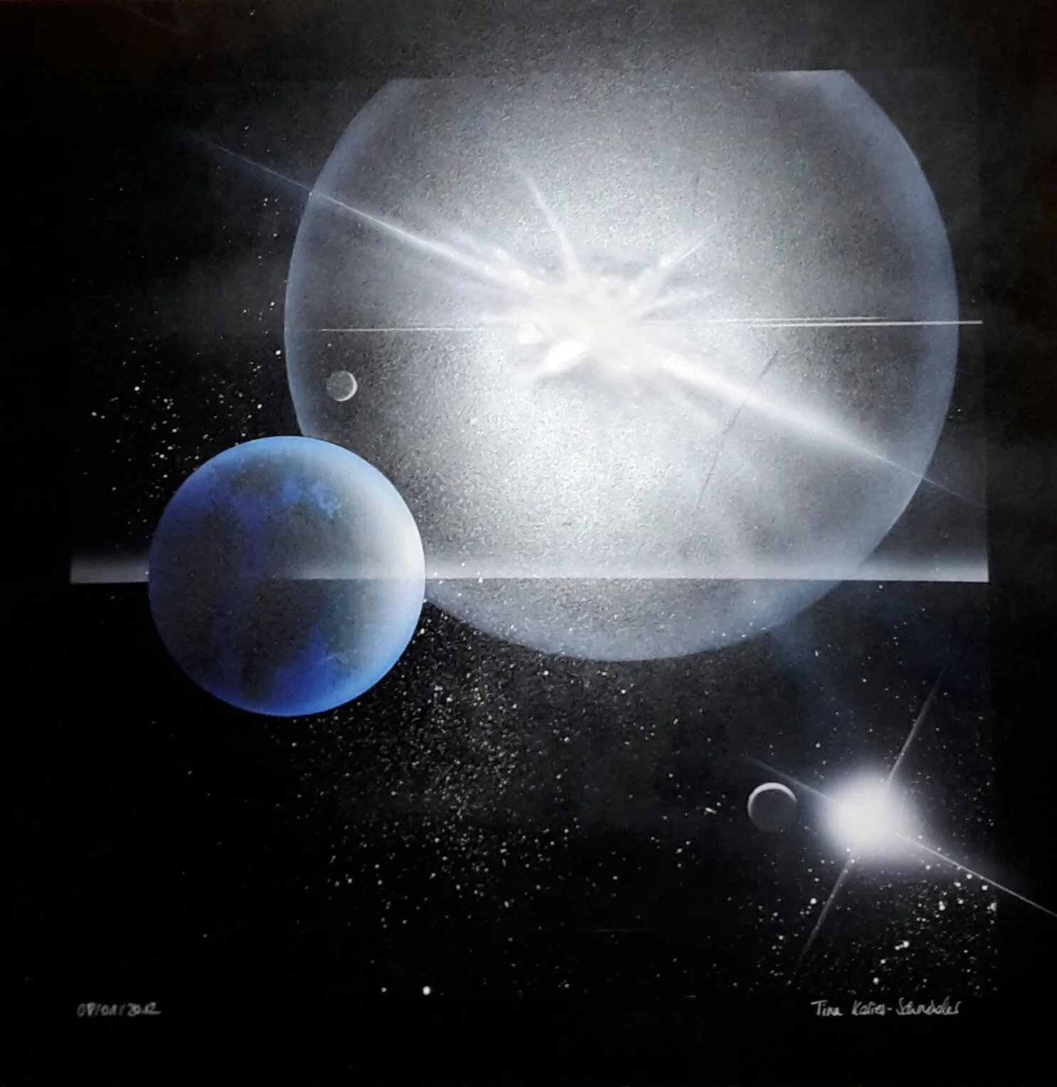 Fantasievolle Airbrush-Arbeit eines Weltraums mit Planeten, Sternen und Lichtstrahlen vor dunklem kosmischem Hintergrund.