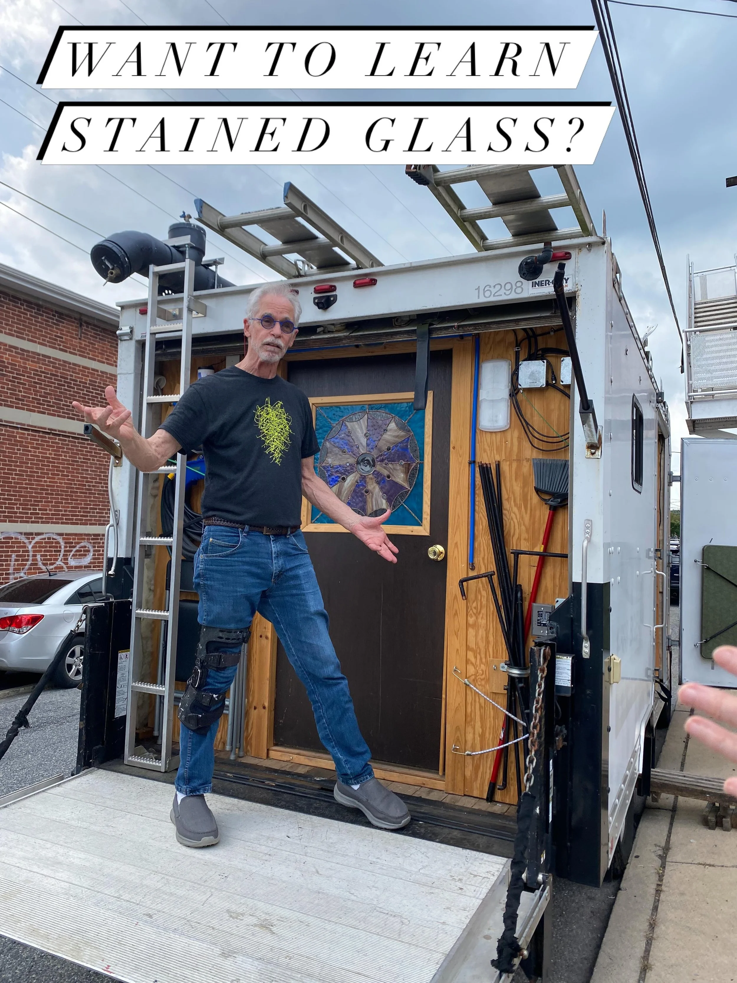 Stained Glass 101
Friday, 6/12 - 5pm-8pm AND Saturday, 6/13 - 11am-2pm
(Both sessions = 1 class)

Design and assemble a small project in a beginners class with our friend, a treasure and local expert @billy_boyd_lchs 

What you learn in this class wi