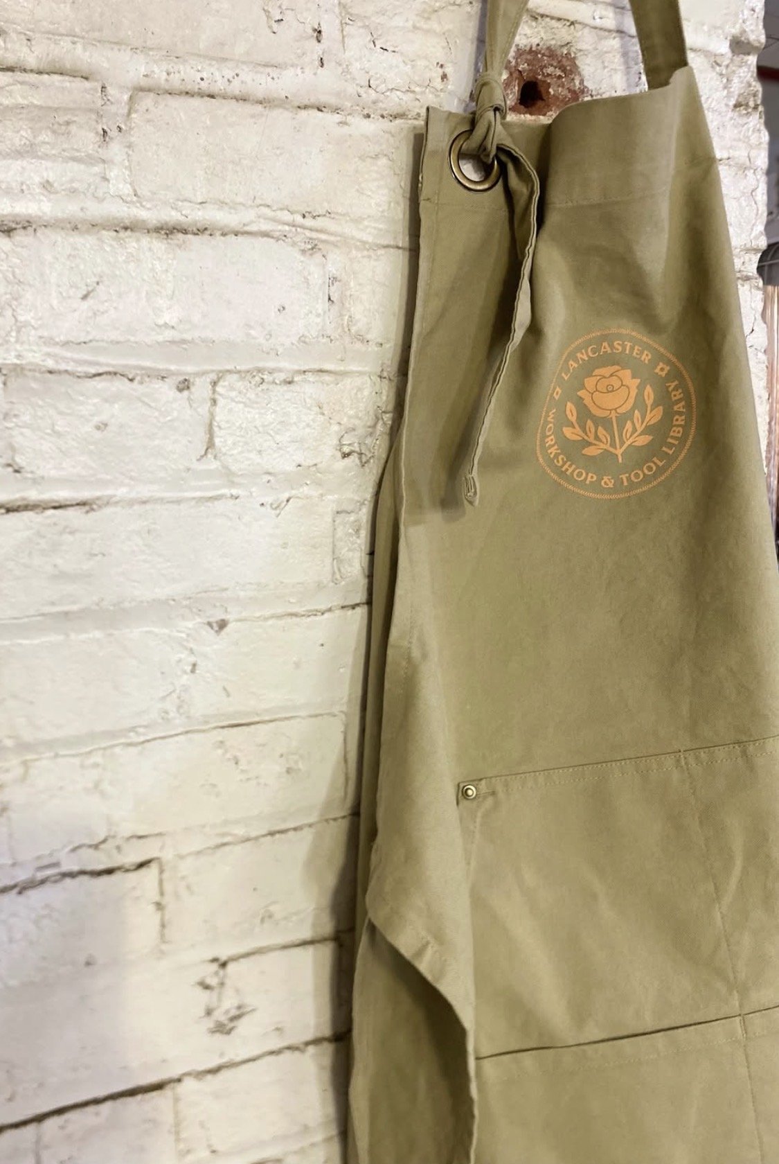 LW+TL Apron
