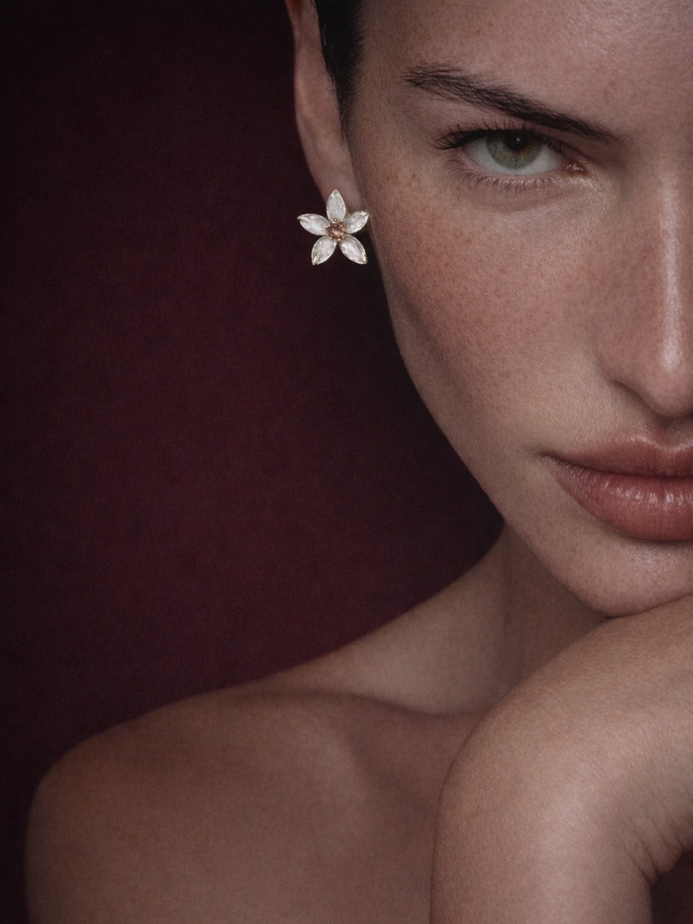Orange Blossom Earrings
&bull;Hand-sculpted in pure silver, with softly frosted petals and a warm rose-gold vermeil centre.  Crafted in small atelier batches, each pair carries its own subtle distinctions ,an expression of handwork that ensures no tw