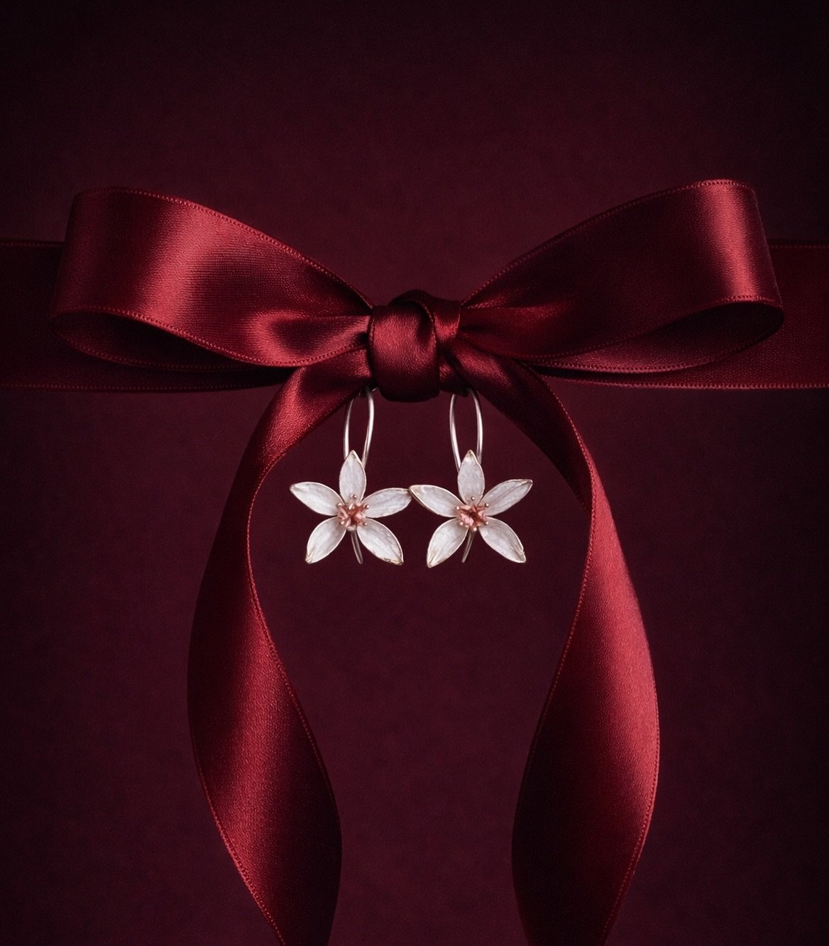 For your Valentine&hearts;️
Something as rare as the love you celebrate.
Handmade. Delicate. Unforgettable.