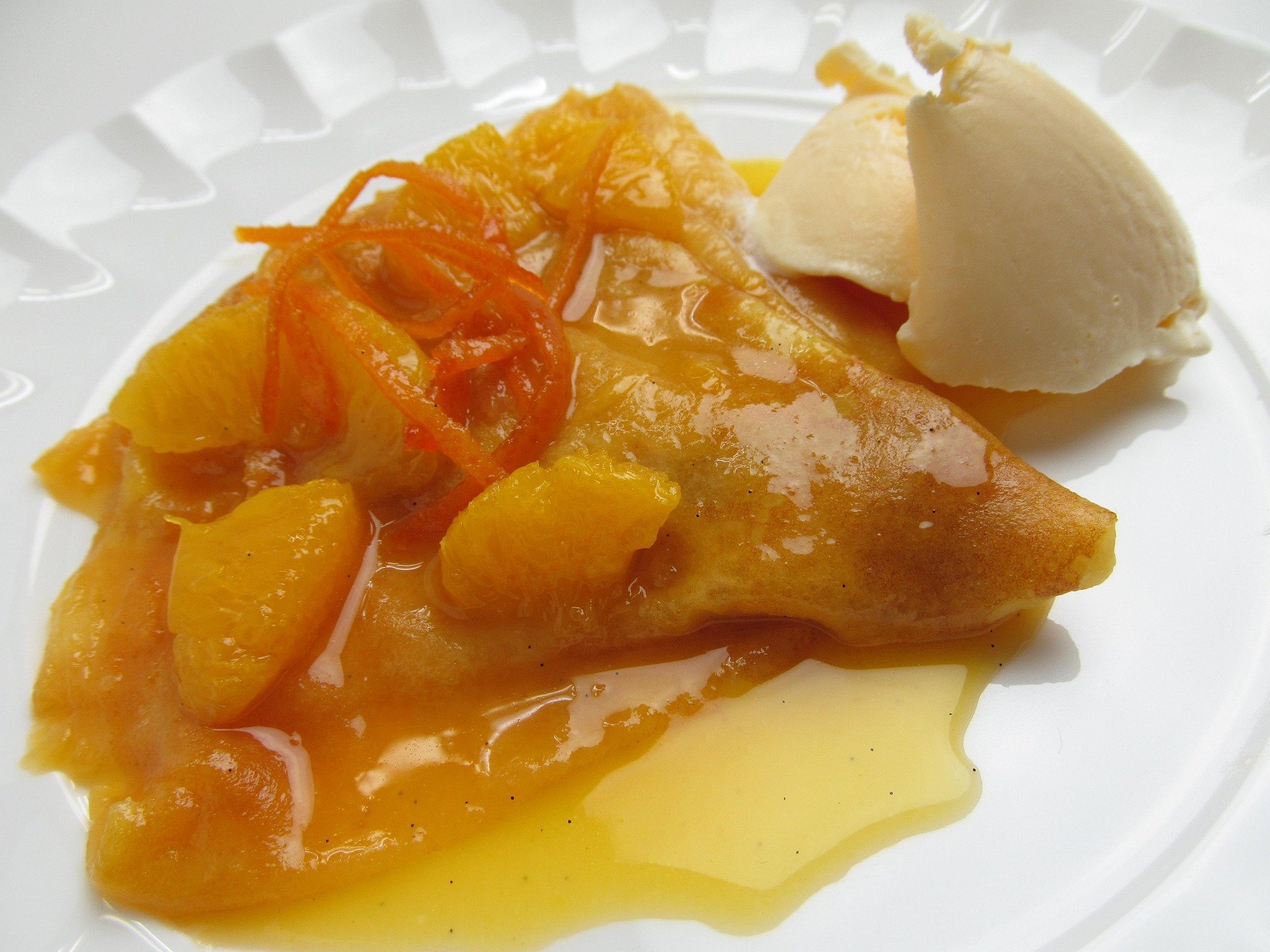 la-fontaine-crepe-suzette-187788_1920.jpg