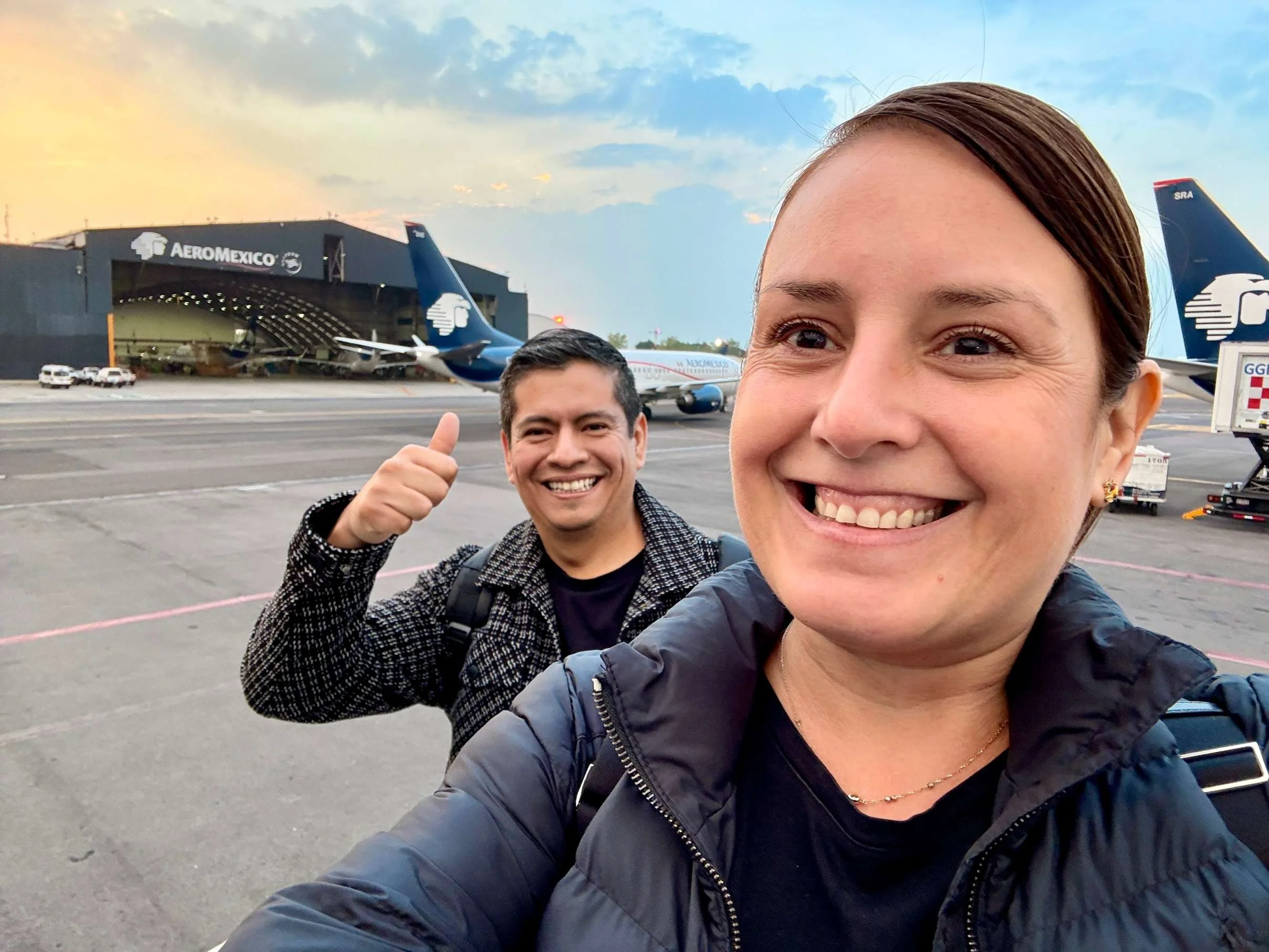 !We love traveling, on our way to Mexico last Christmas.jpg