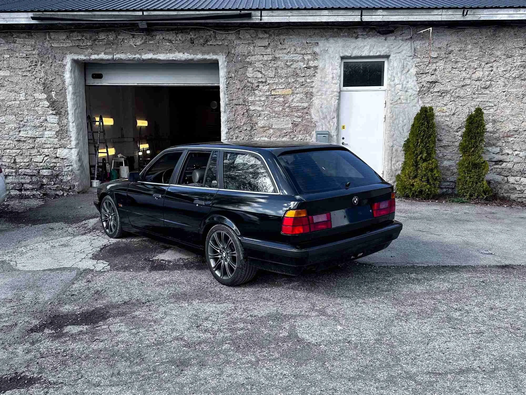 BMW E34 must autokiletus enne ja pärast töö lõppu
