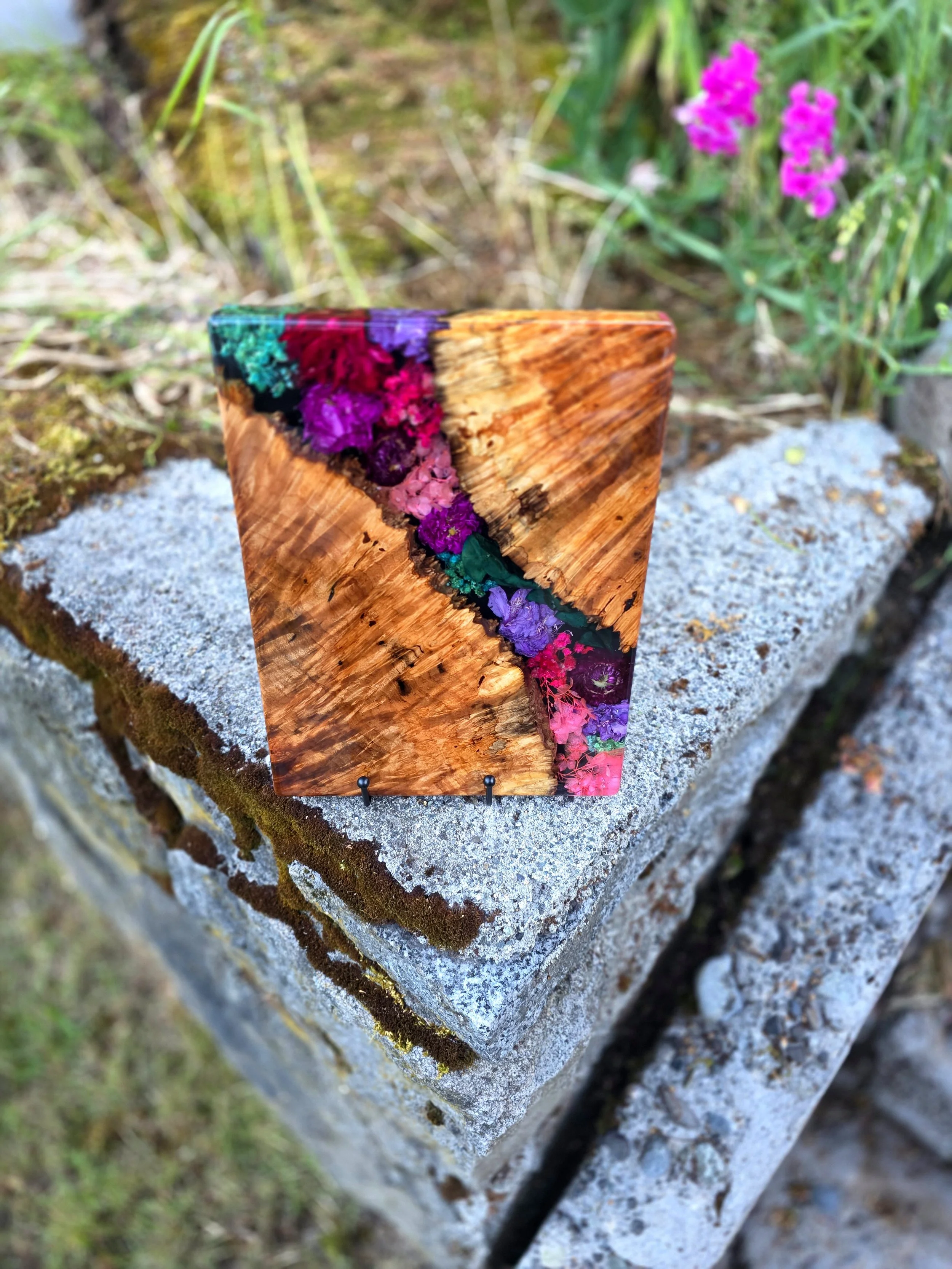 Blossom Canyon Floral & Maple Burl Charcuterie Board – 12