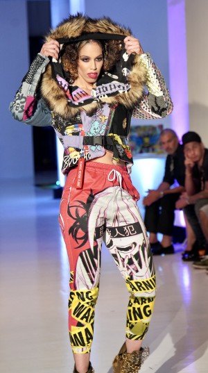 thumb_streetwear-had-its-own-moment-at-nyfw-during-sfw-runway-an-event-founded-by-naomi-alabi40.jpg