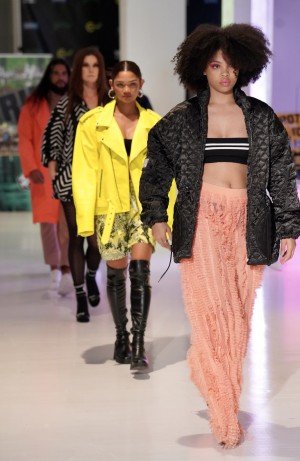 thumb_streetwear-had-its-own-moment-at-nyfw-during-sfw-runway-an-event-founded-by-naomi-alabi82.jpg