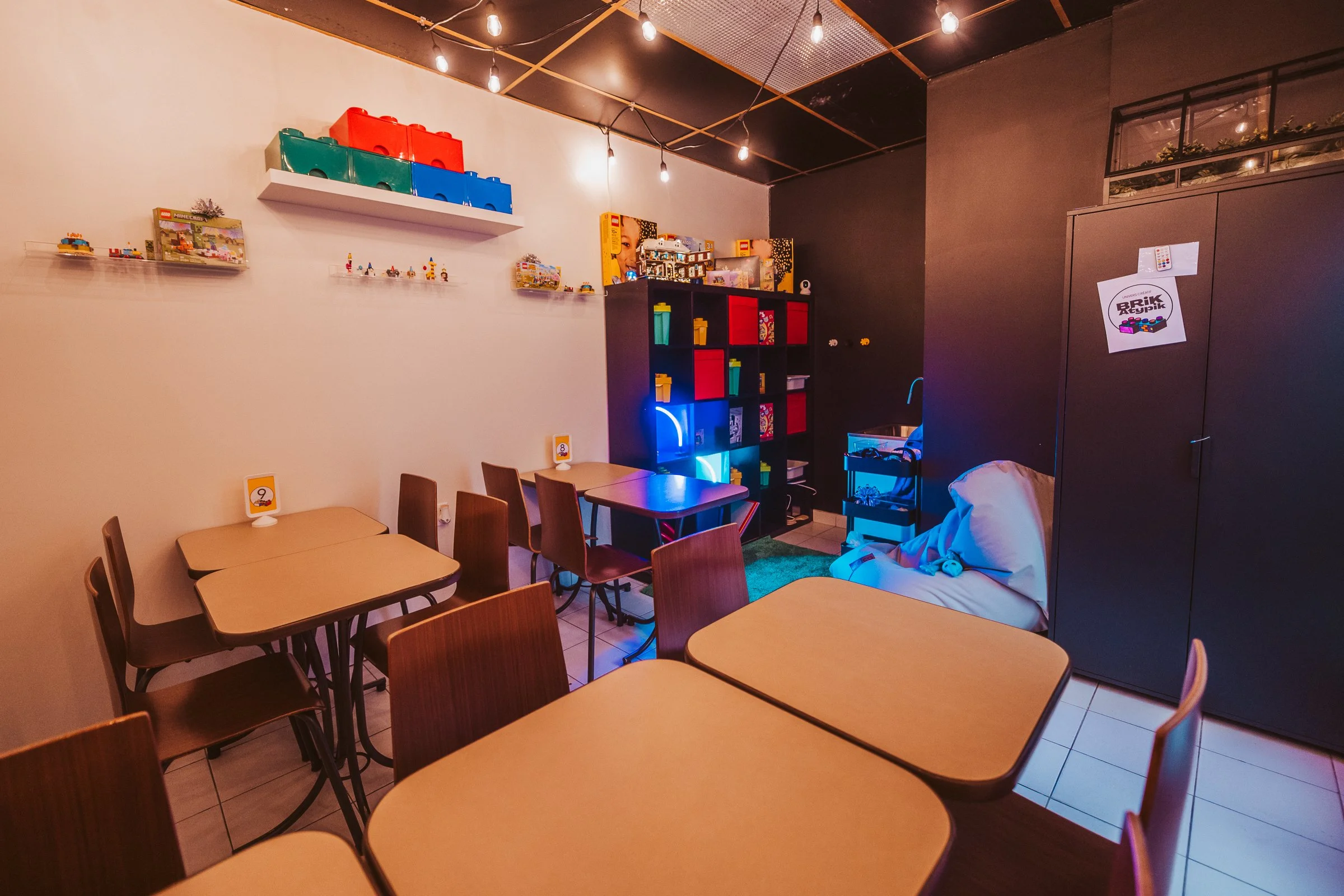 Brik Atypik-8005-Web-2400px.jpg