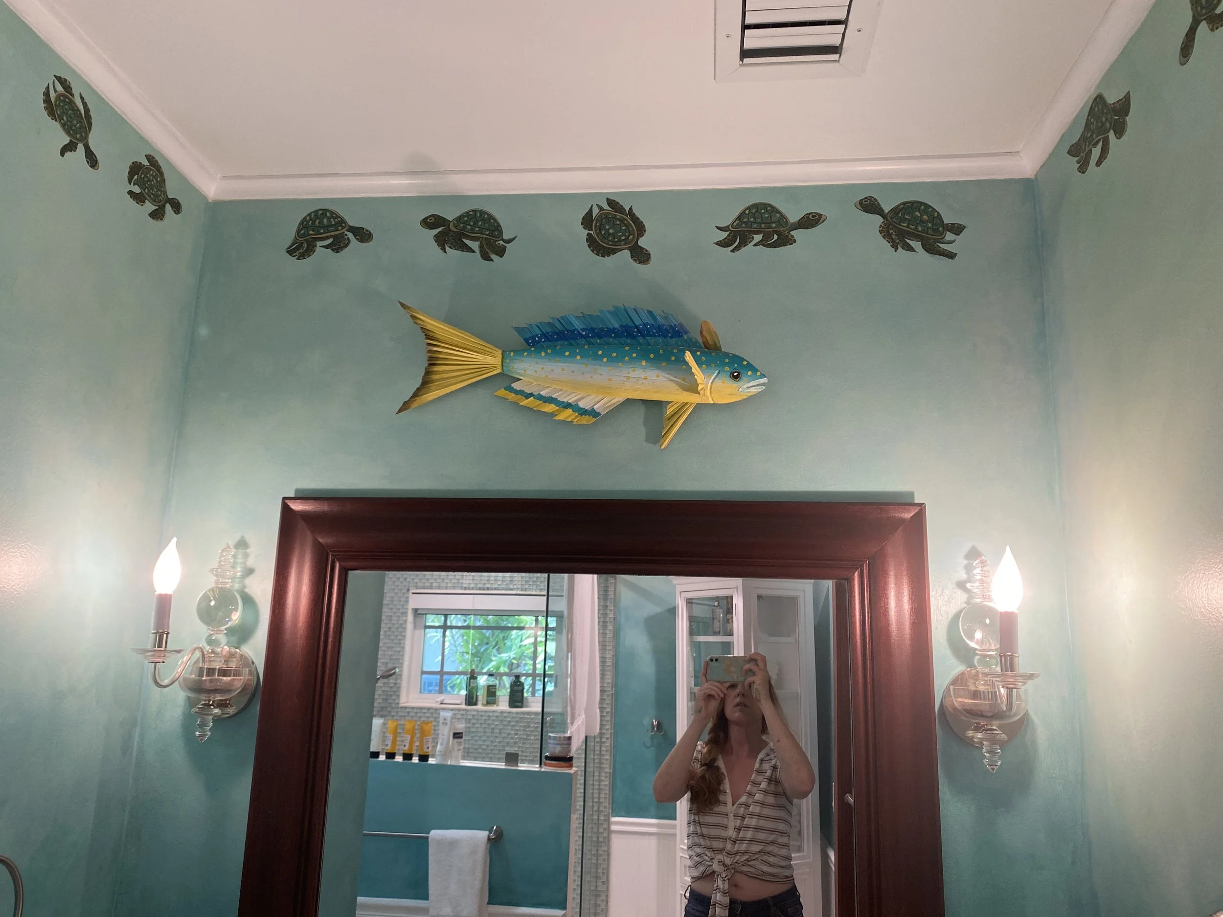 Bathroom mural with turtles 