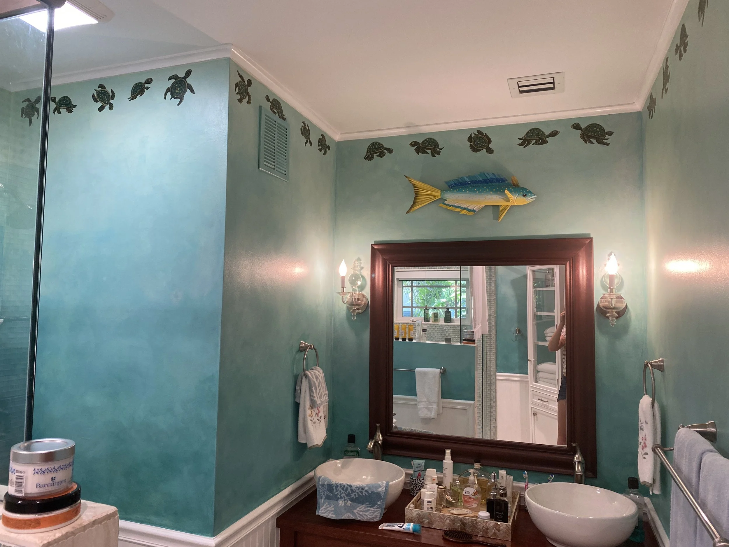 Bathroom mural with turtles 