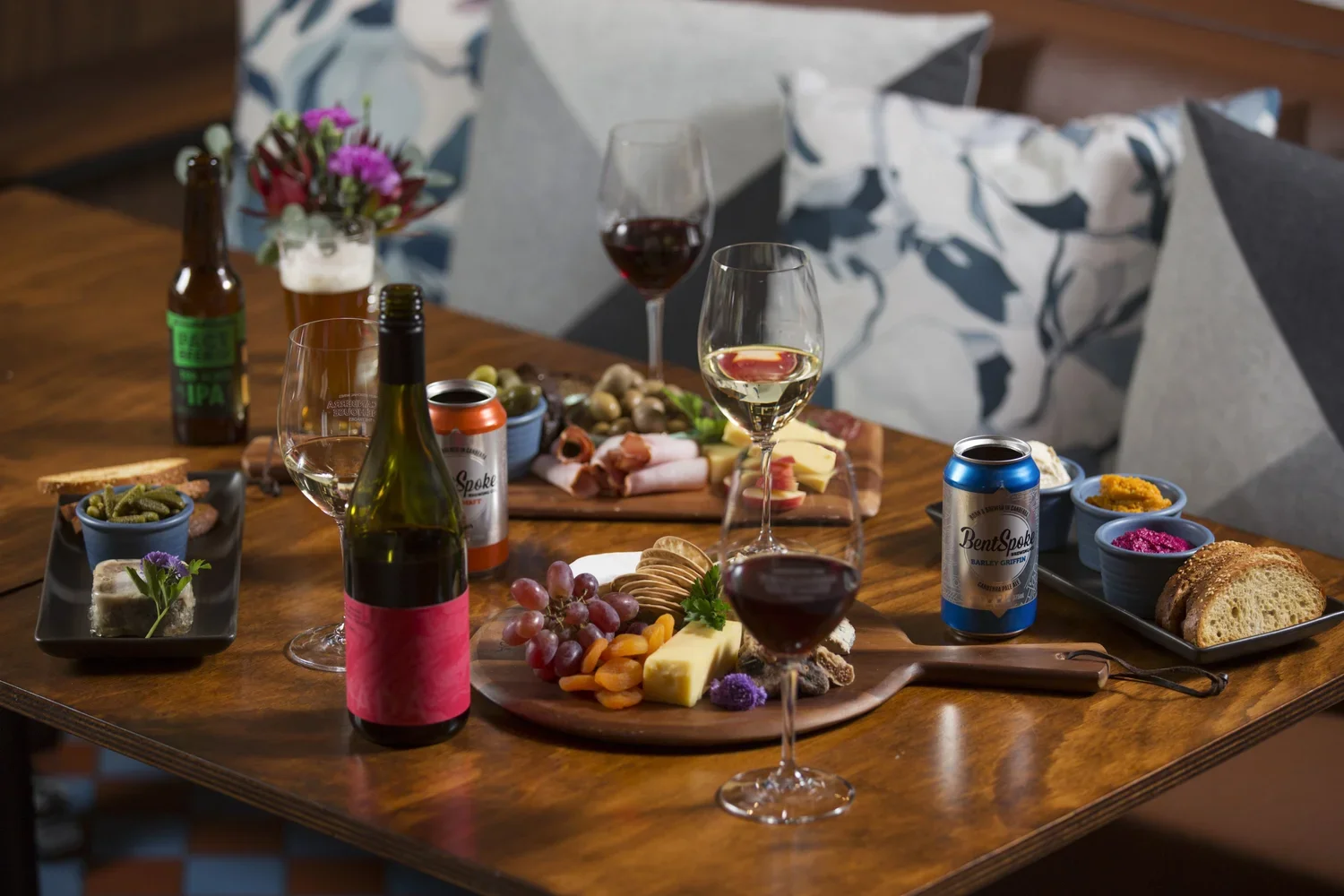 [171012-171012]+The+Canberra+Wine+House+(Sean+Davey)+_0024+[Original].webp
