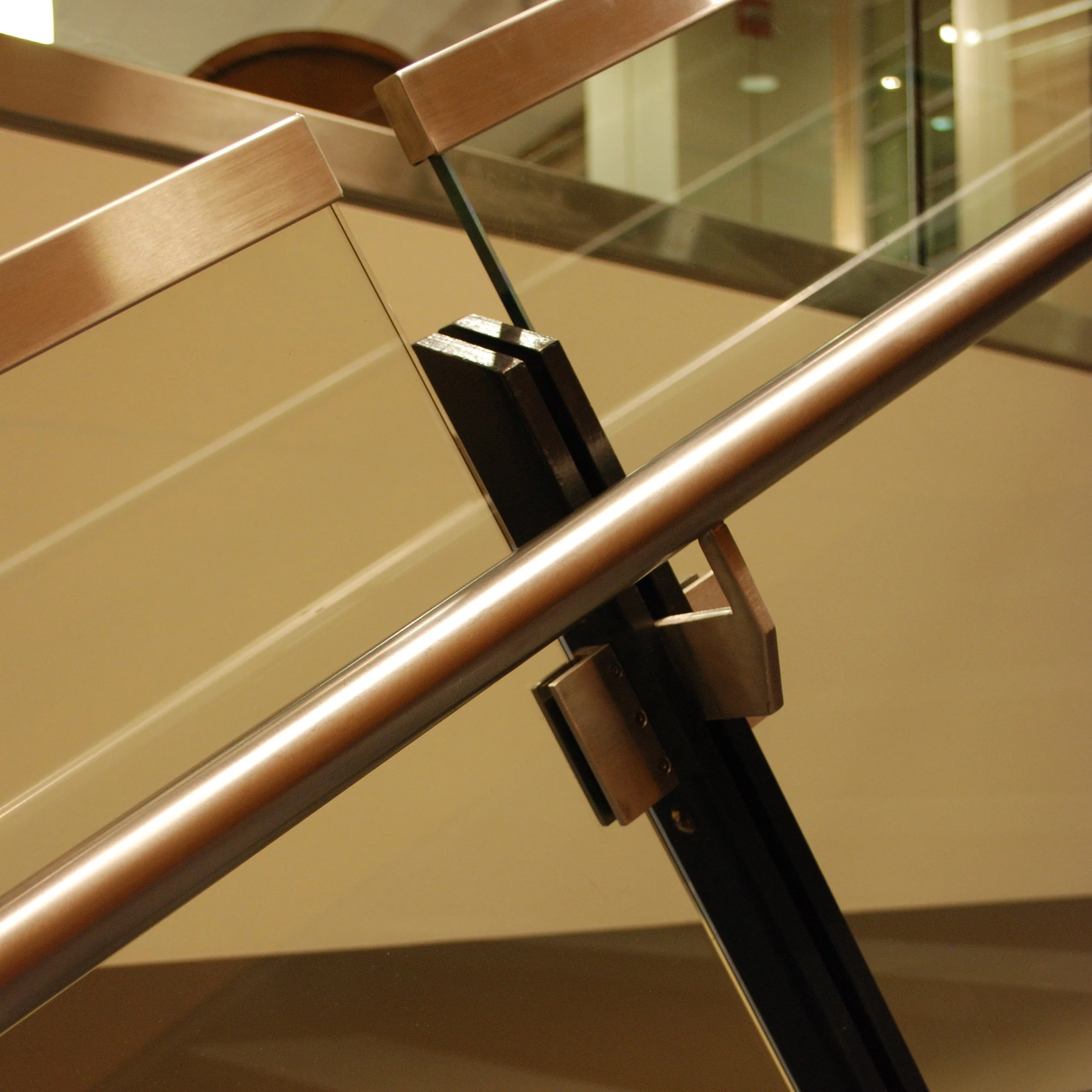 4_sc_int_railing_detail.jpg