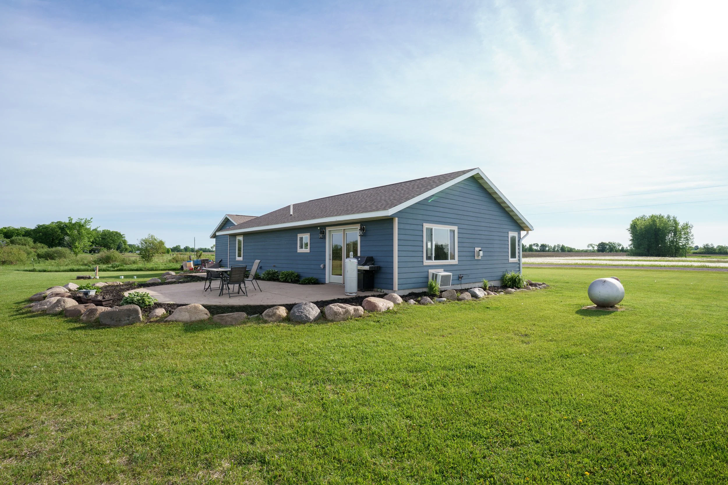 8131 345th Ave (20 of 48).jpg