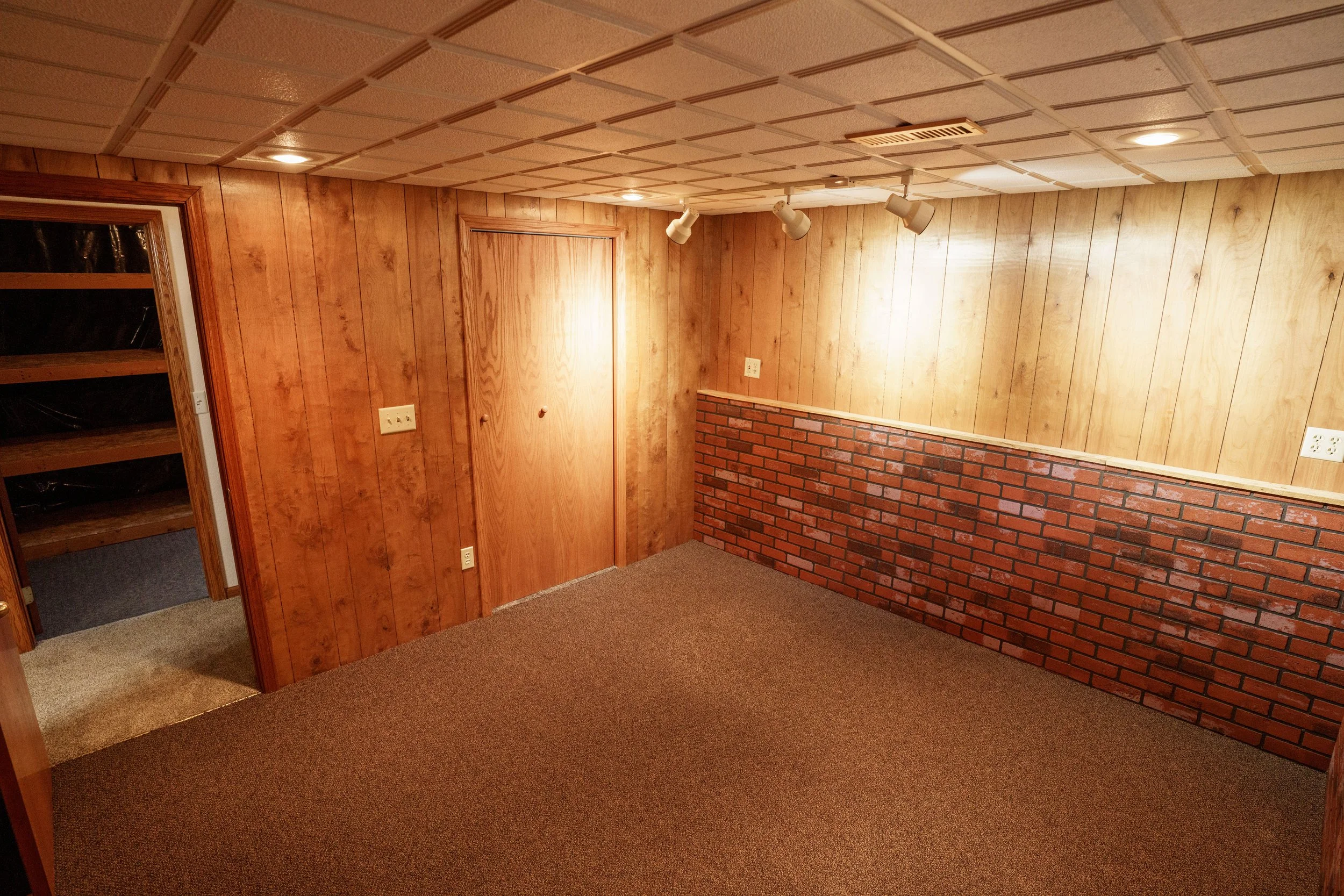 Interior (10 of 39).jpg