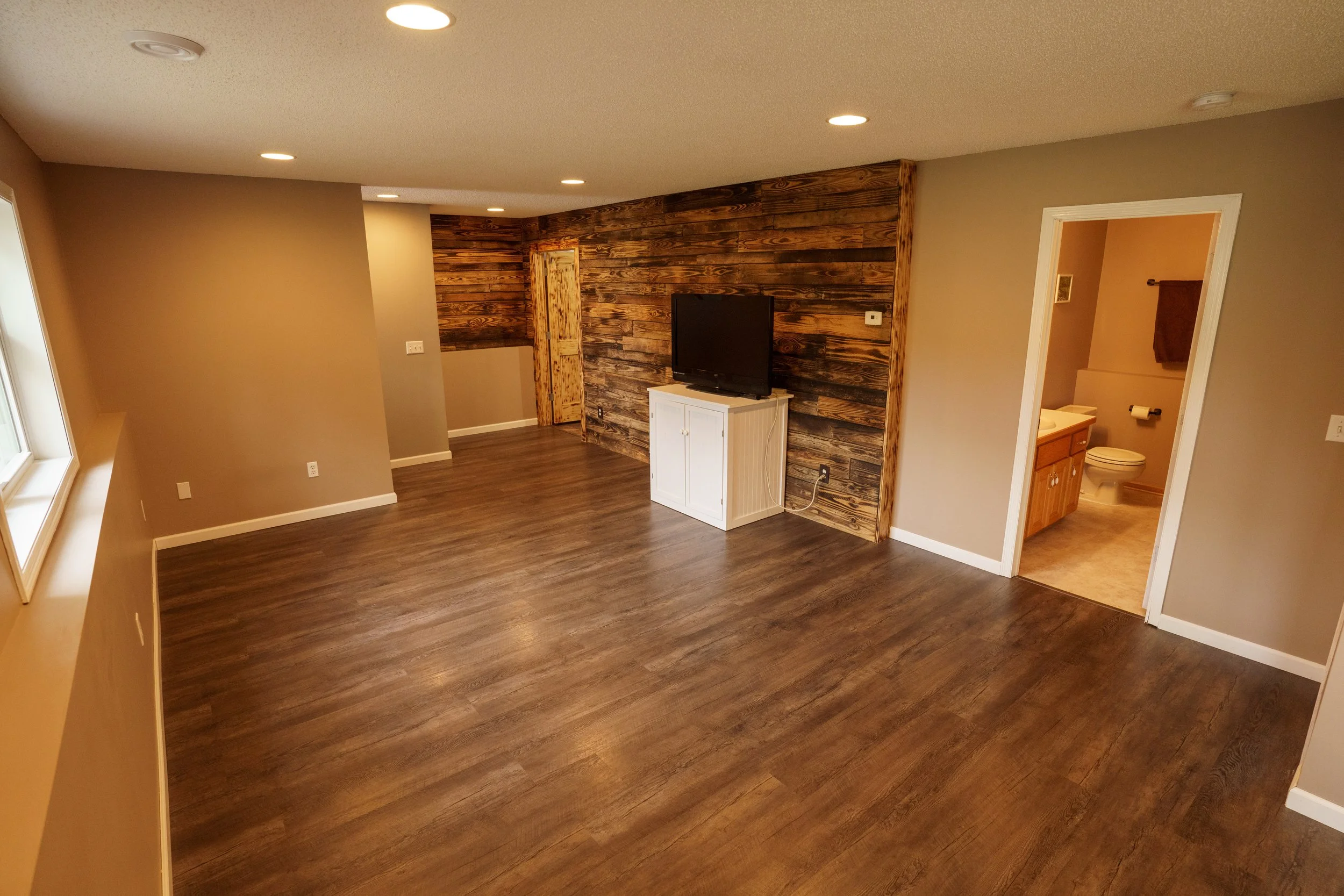 Interior (10 of 53).jpg