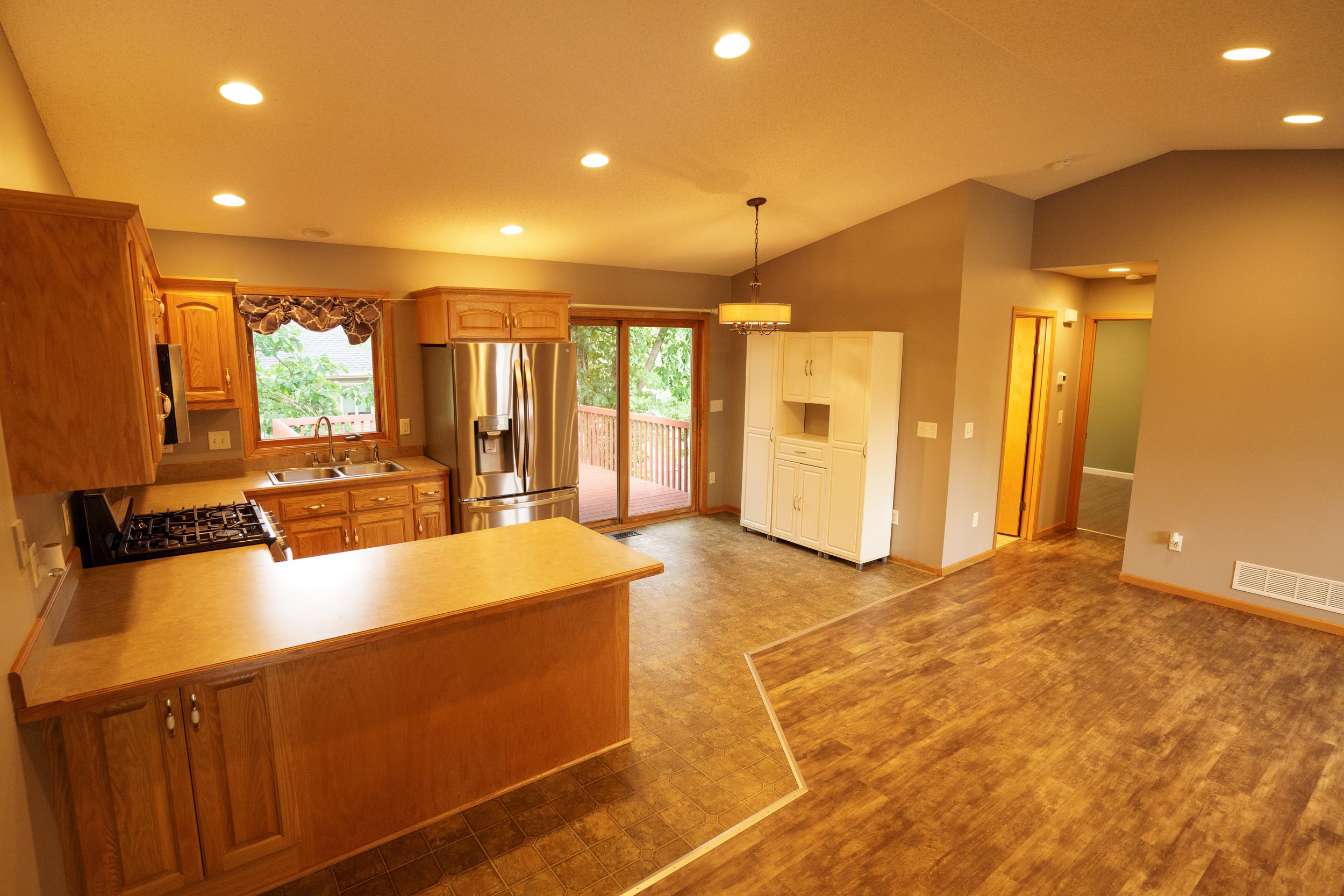 Interior (29 of 53).jpg