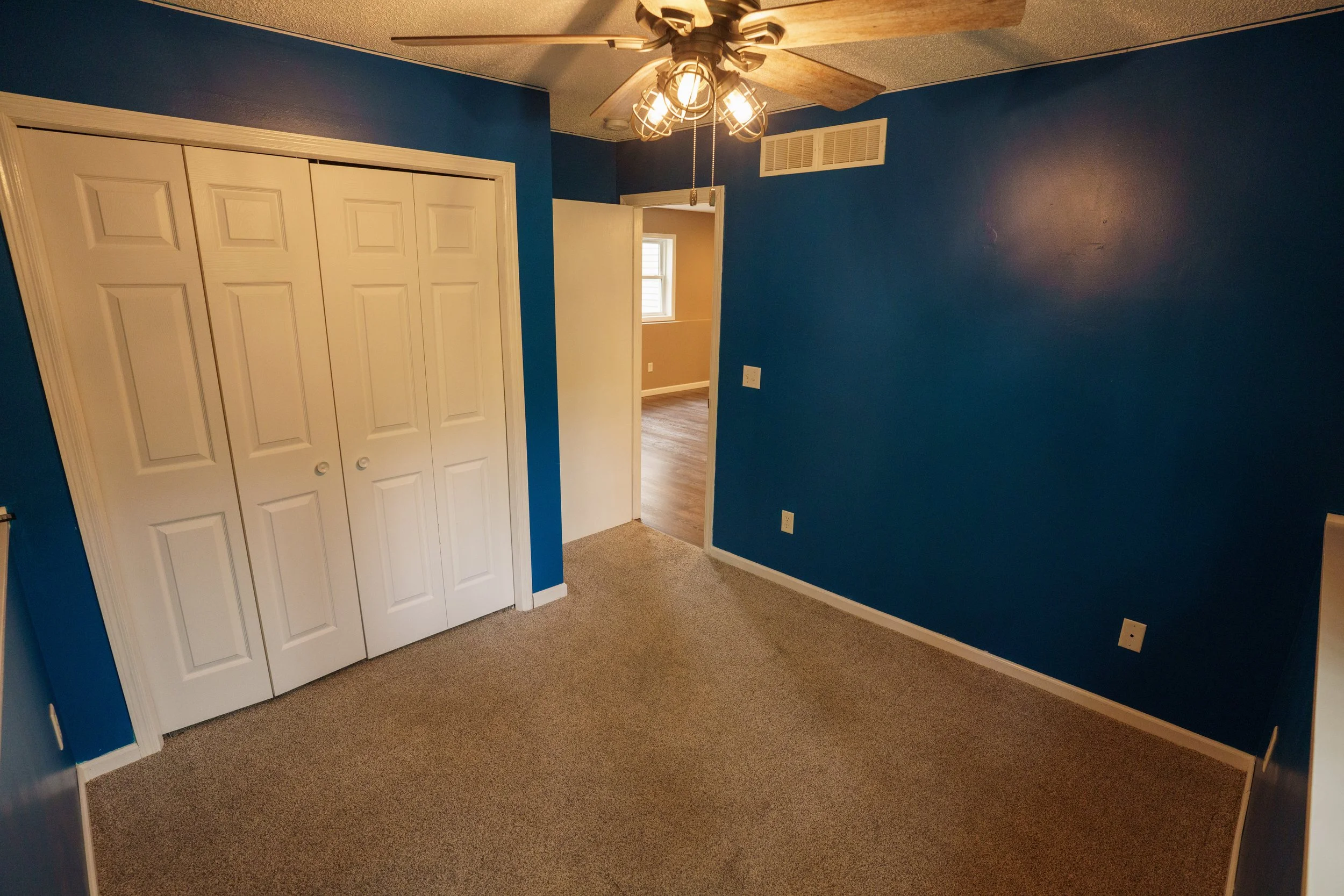 Interior (16 of 53).jpg