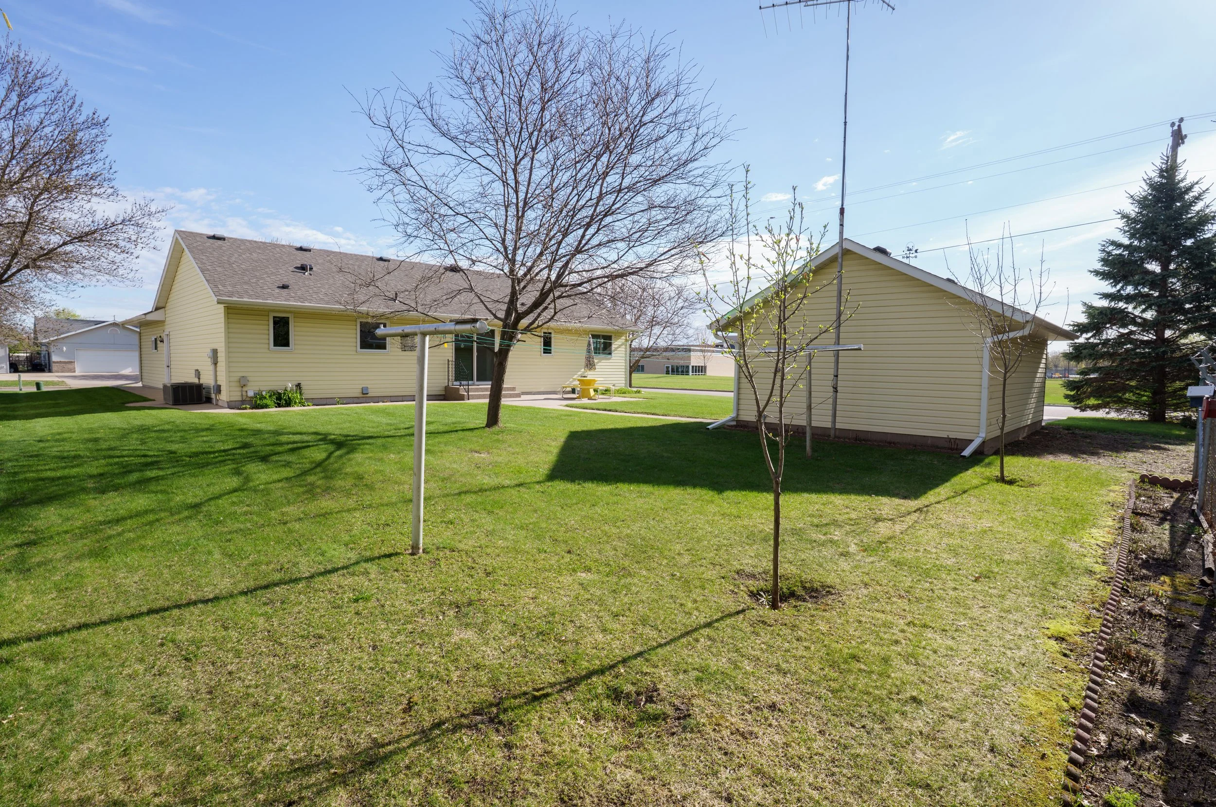 1006 Eighth St S (25 of 79).jpg