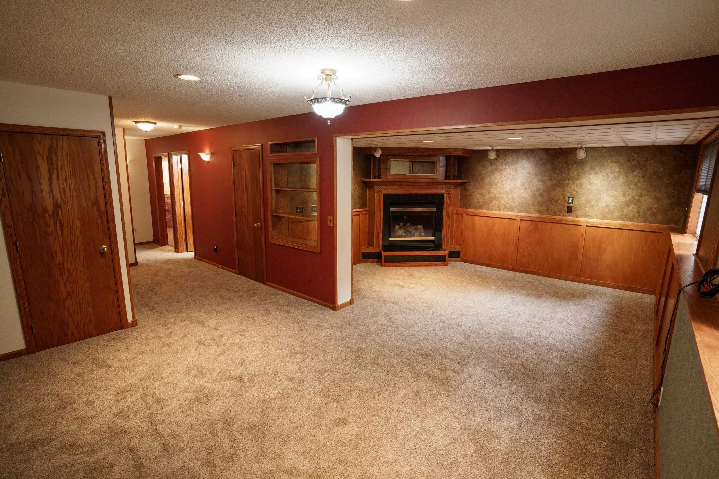 Interior (16 of 39).jpg
