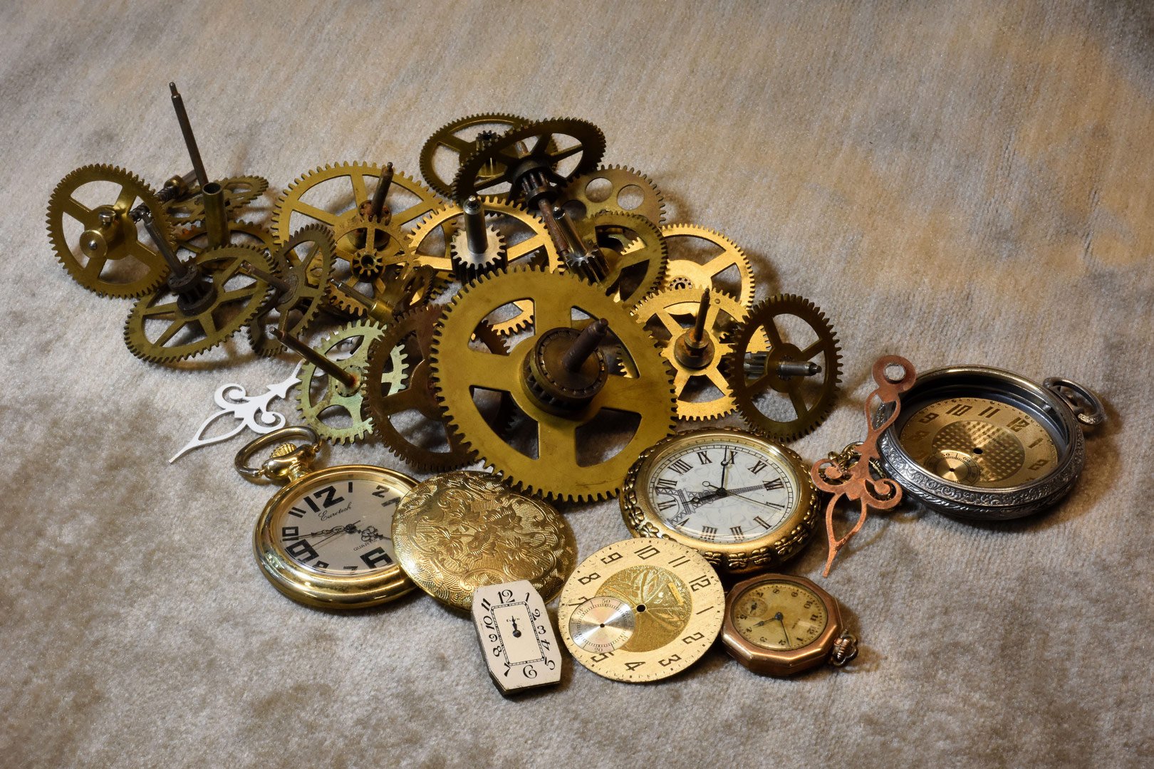 DSC_9329-clockwatch-parts-1.jpg
