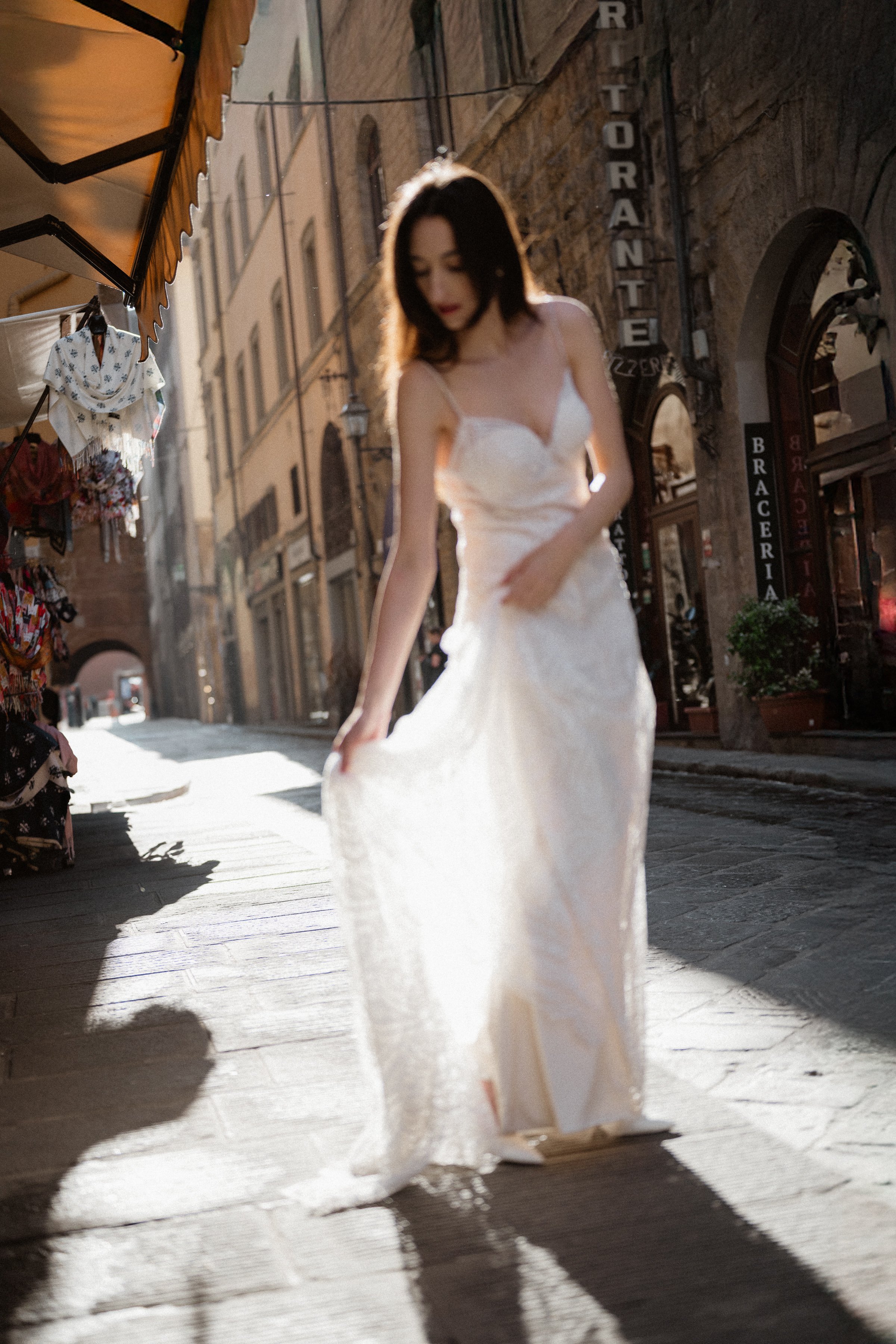 VictoriaVanDenHoven_WhispersOfFlorence-16.jpg