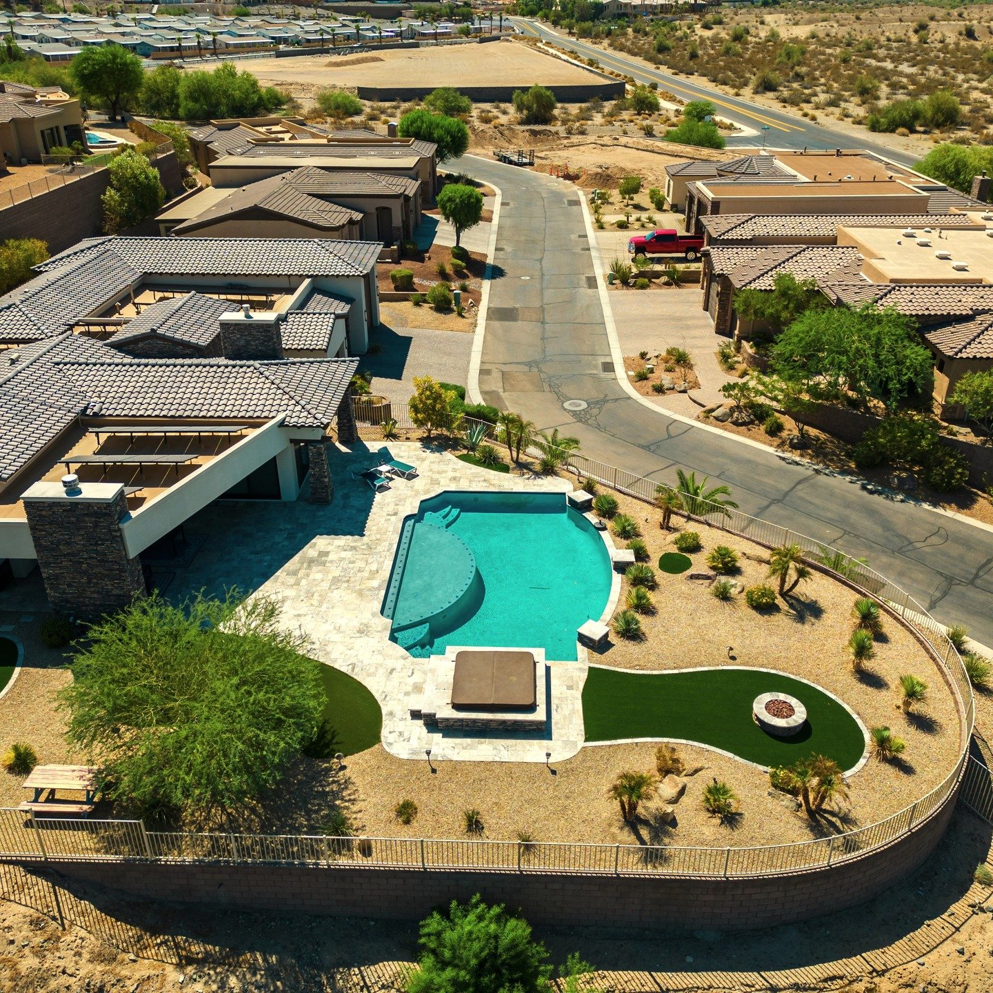 Stand out with a beautiful pool!
#pool #custom #custompool #poolside #splash #swim #swimming #river #riverrat #rock #water #arizona #mohave #desert #home #builder #contractor #beautiful #view #lakehavasu #lakehavasucity #tan #sunset #sun #summer #ho