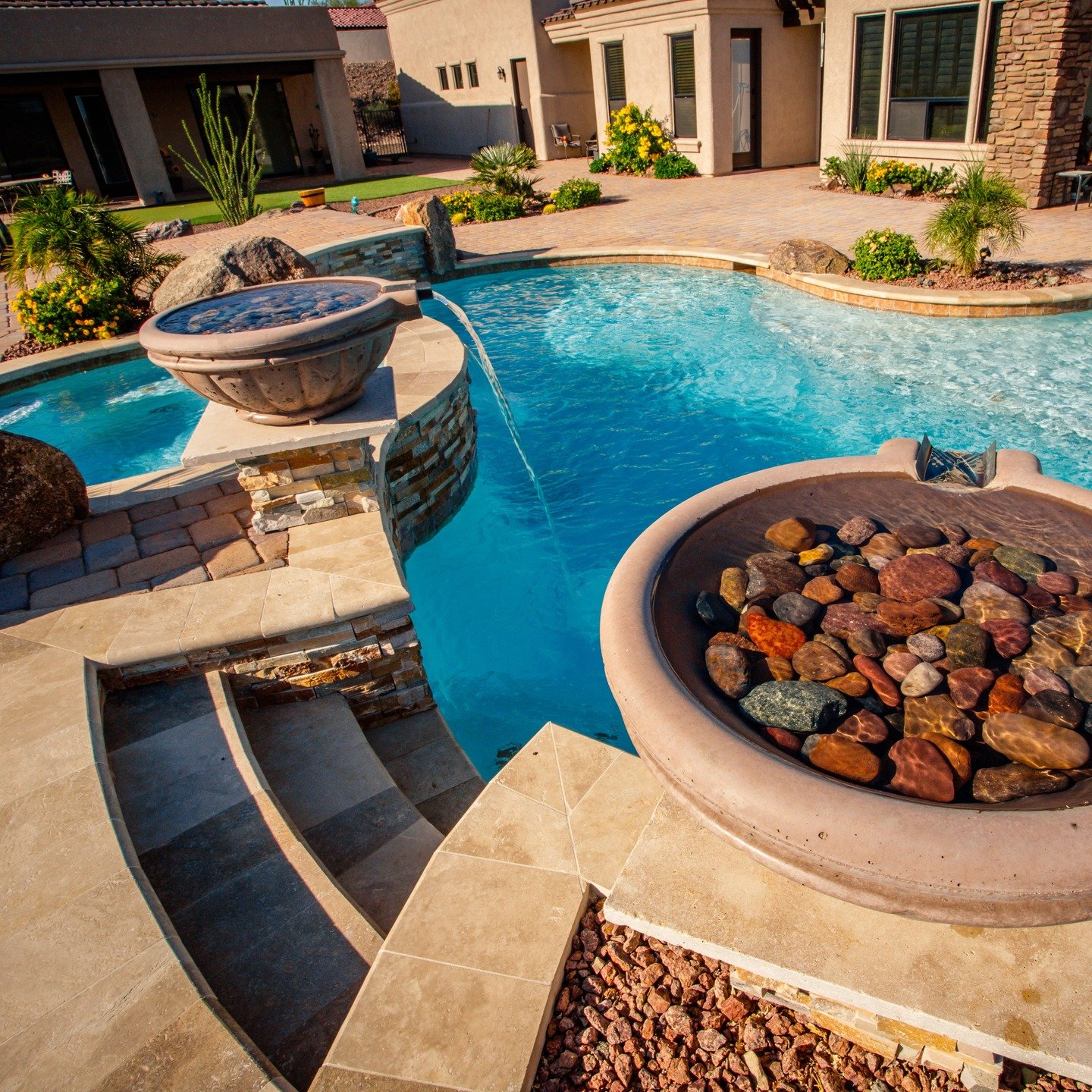 Dive in!🌊
#pool #spa #poolside #custom #custombuild #arizona #lakehavasucity #mohave #swim