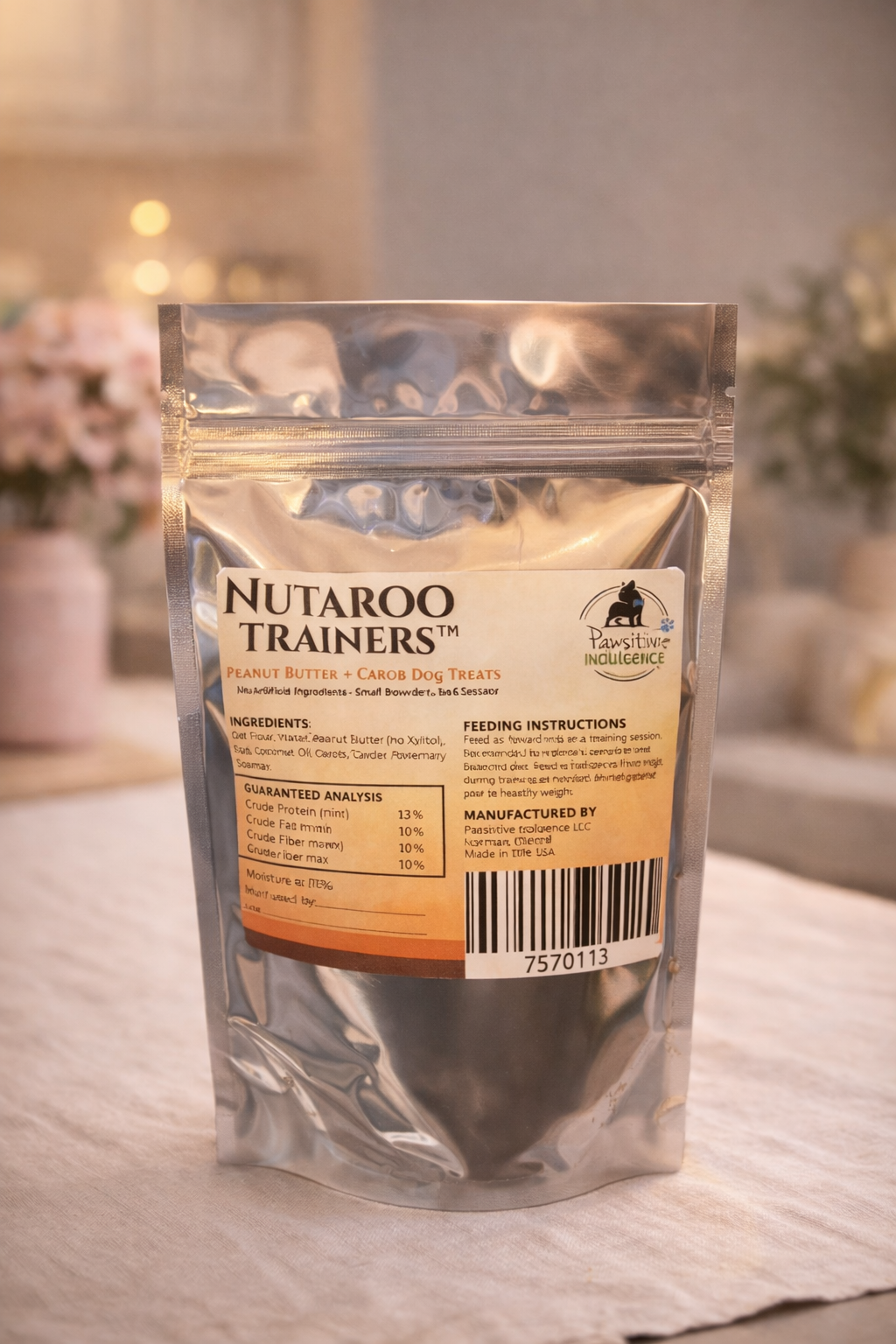 Nutaroo trainers back live background.png