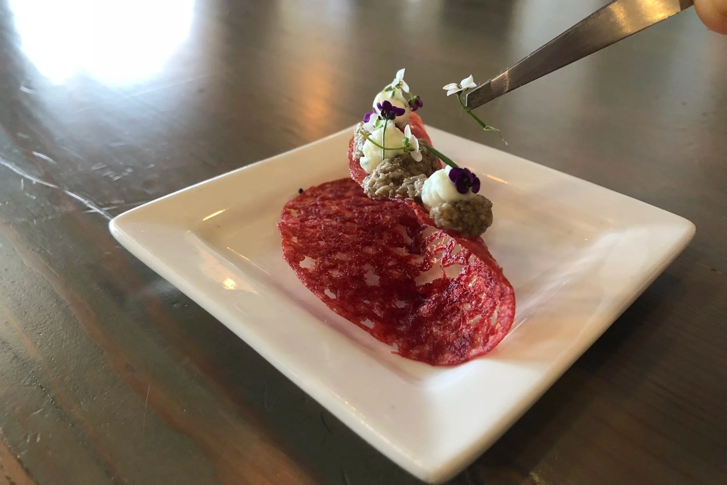 Private Chef vs. Dining Out: Which is Right for Your Next Special Occasion?