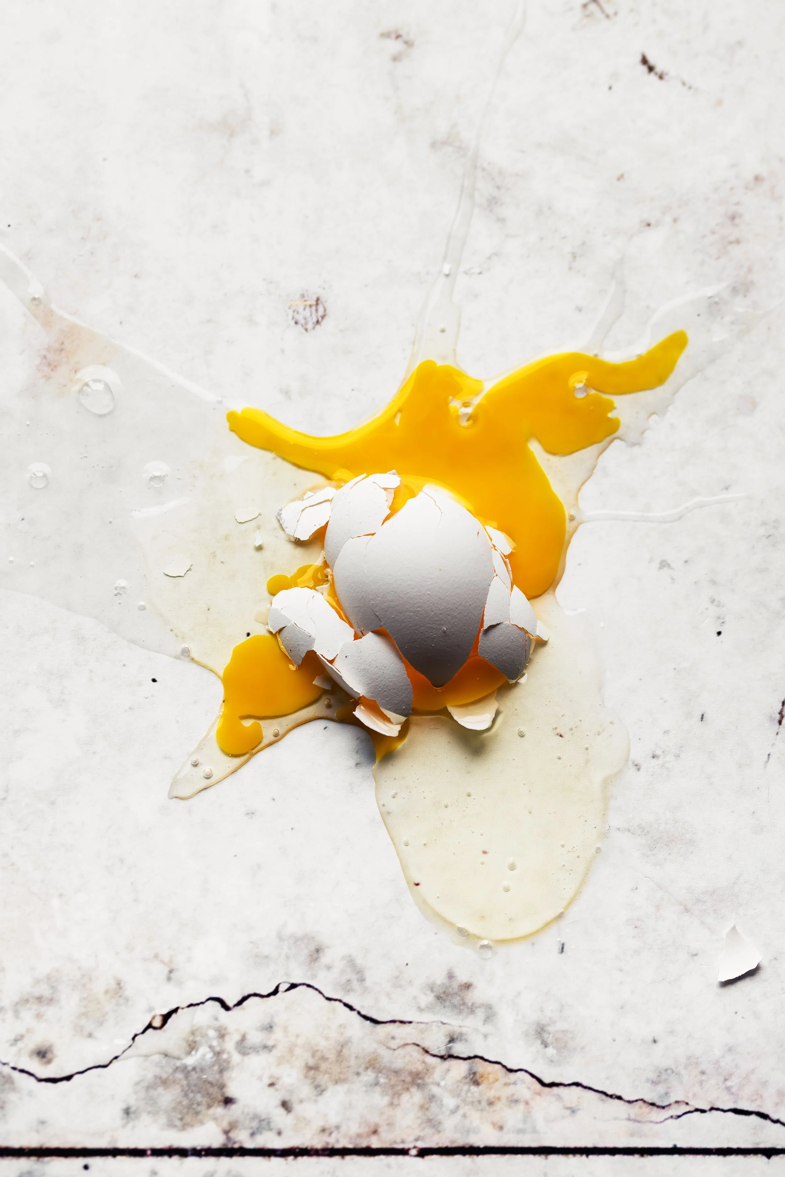 HR_UOVO ROTTO_1 PS.jpg