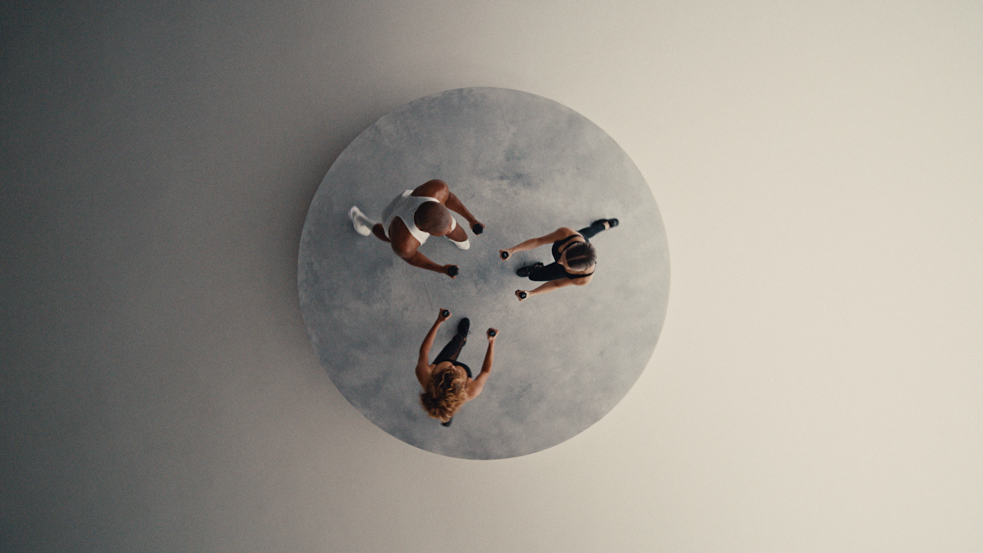 EQUINOX_30_v05 Conform.00_00_13_03.Still006.png