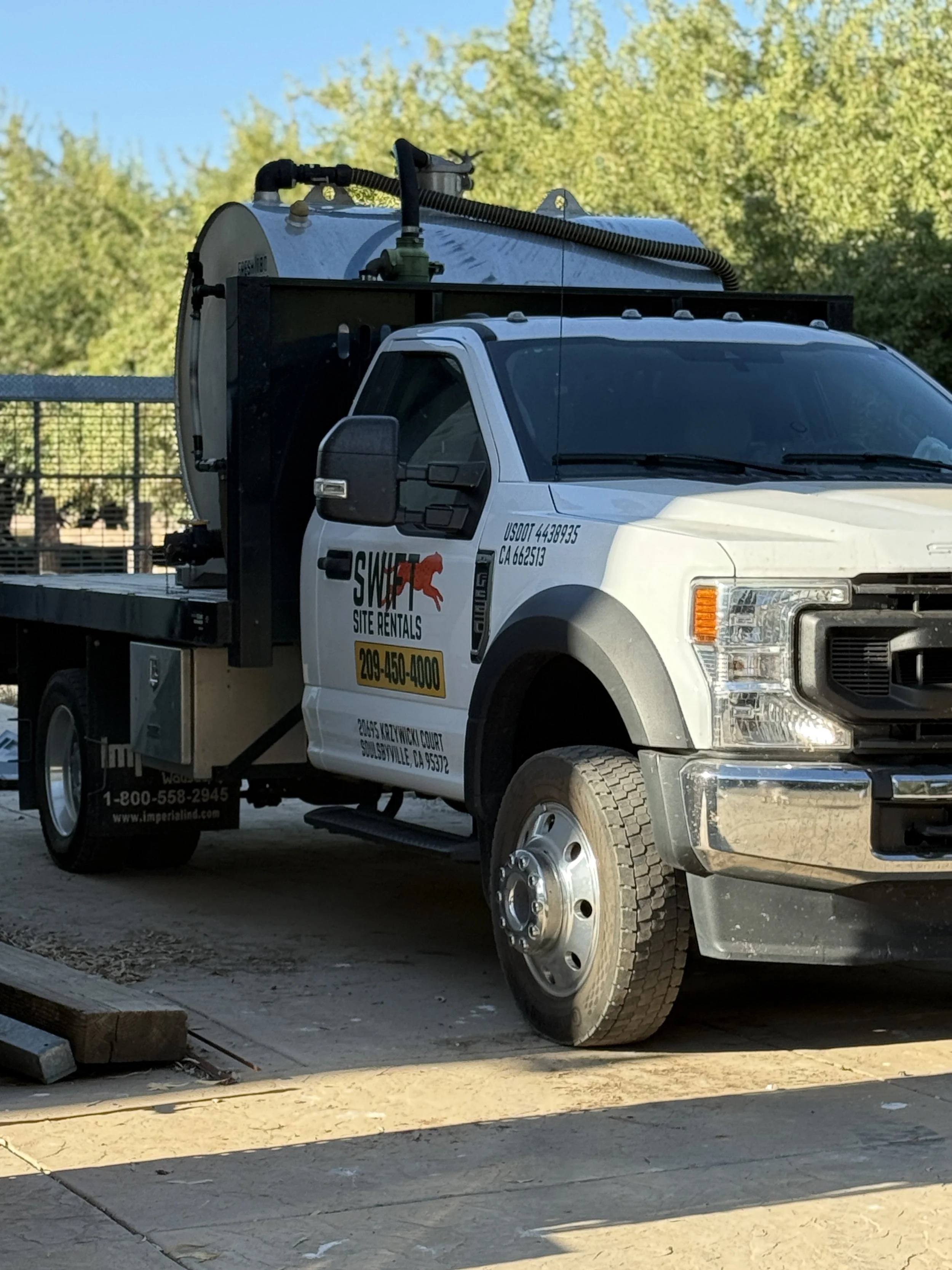 SWIFT Site Rentals professional pump truck