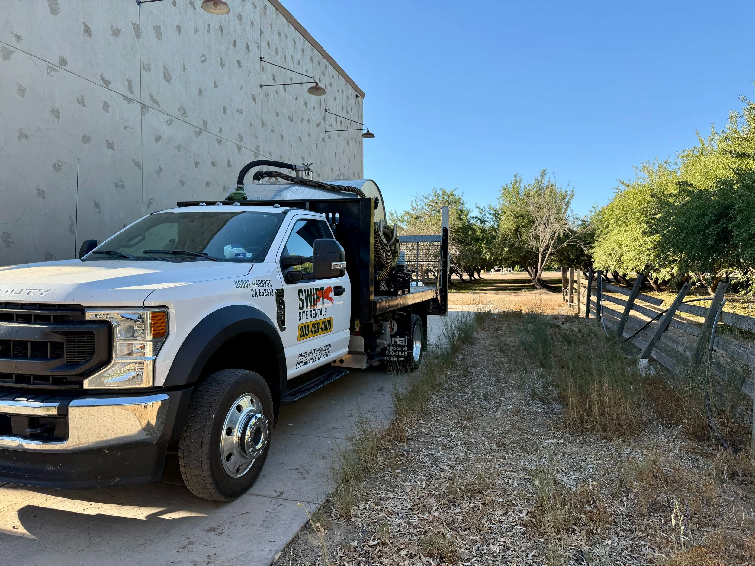 PORTABLE RESTROOM RENTALS IN STANISLAUS & SAN JOAQUIN COUNTIES