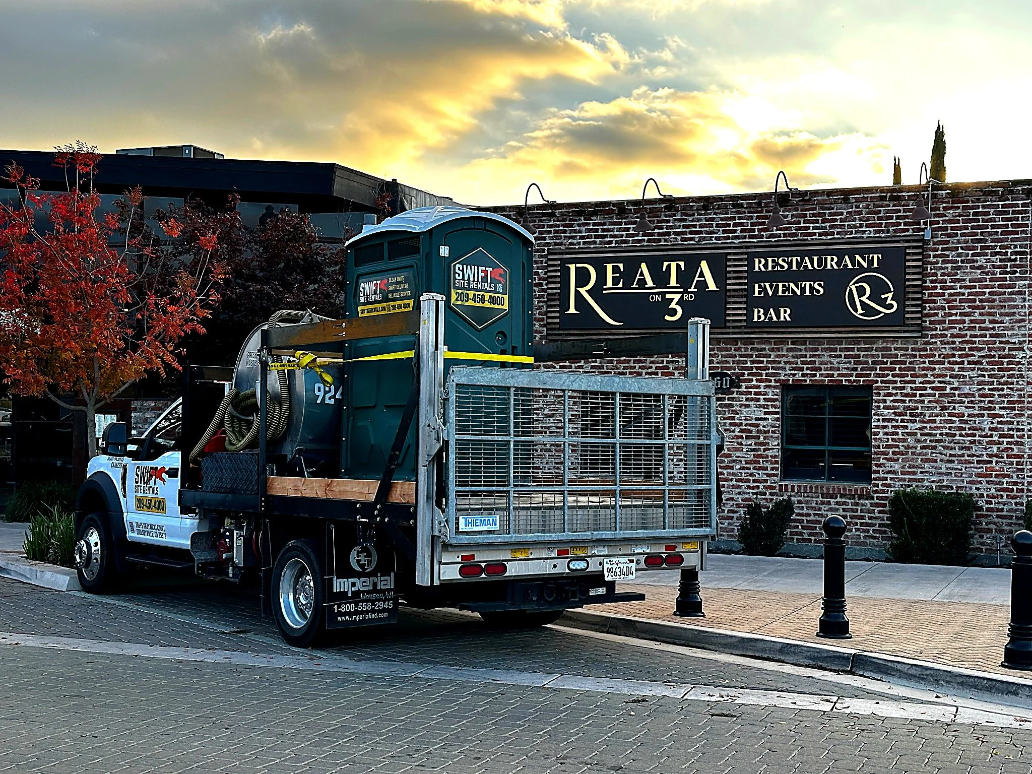 SWIFT Site Rentals Joins the Oakdale Chamber of Commerce